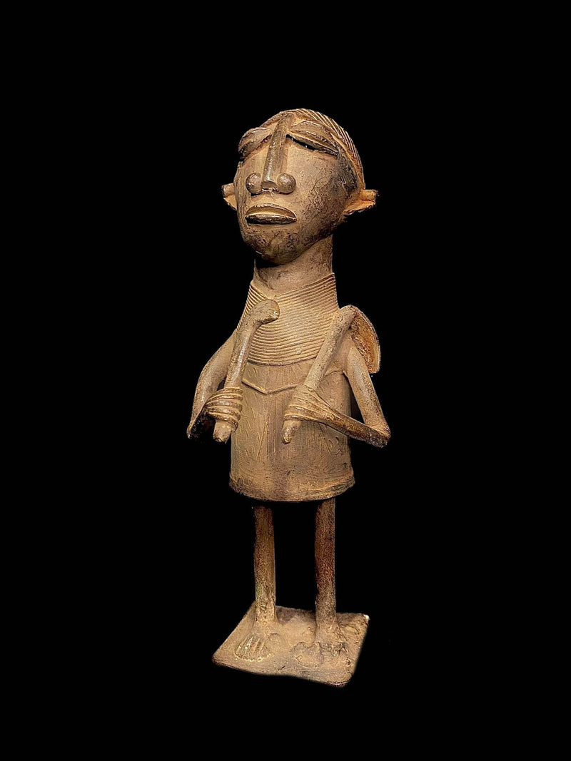 African Art / Carved from a soldier of the Ashanti Ethnic
