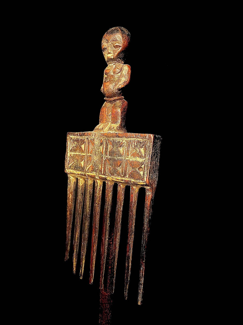 african sculpture Carved Hanging Antique Ashanti Hair Comb