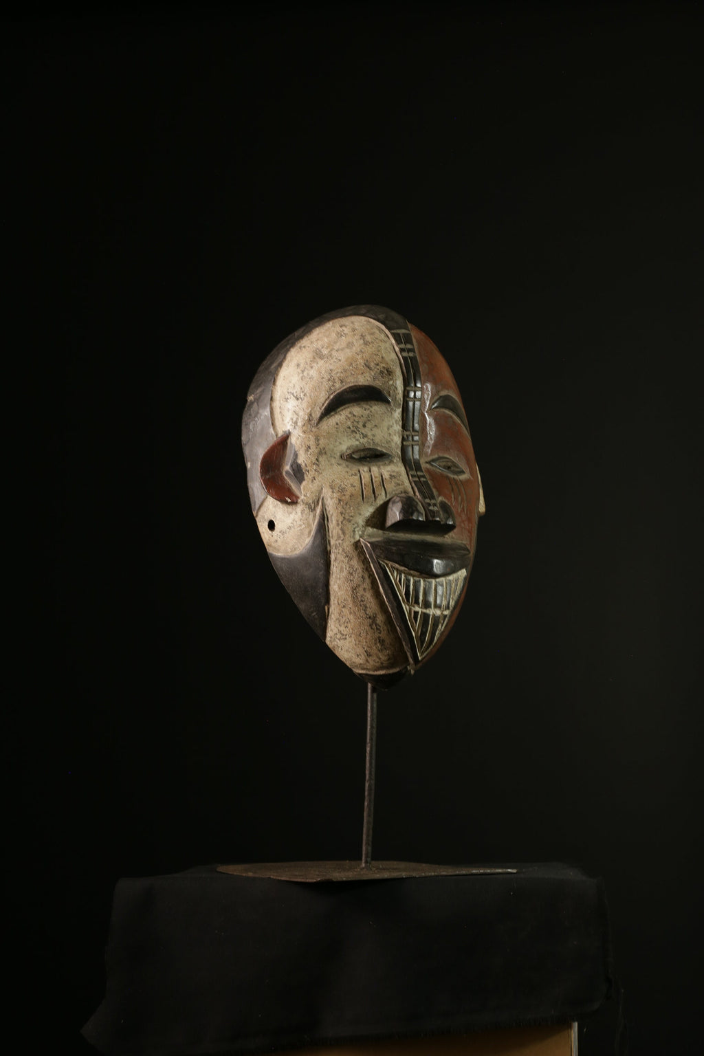 African Nigerian Igbo Wood Carved Spirit Mask IGBO Mask tribal masks for wall-G2048