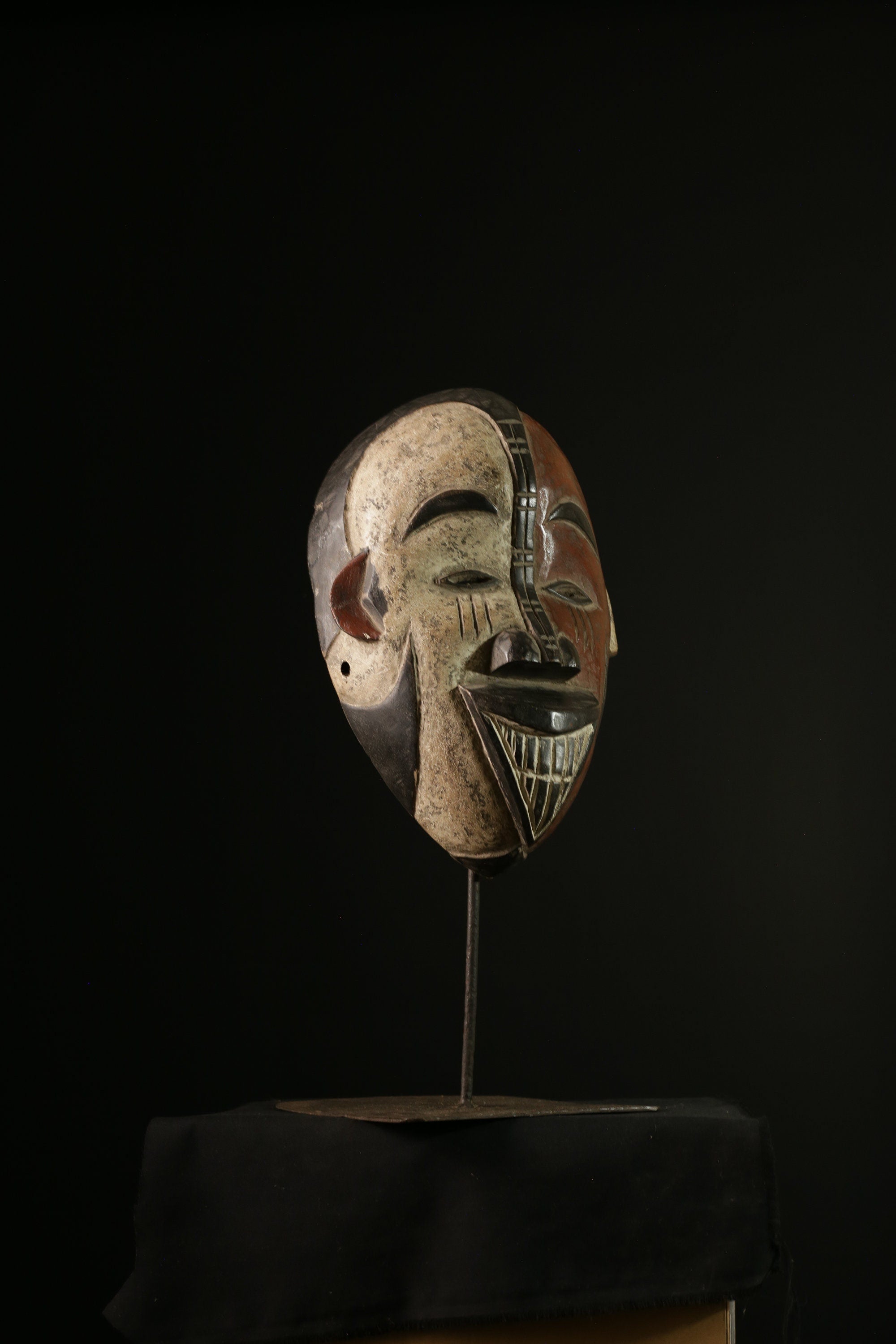 African Nigerian Igbo Wood Carved Spirit Mask IGBO Mask tribal masks for wall-G2048