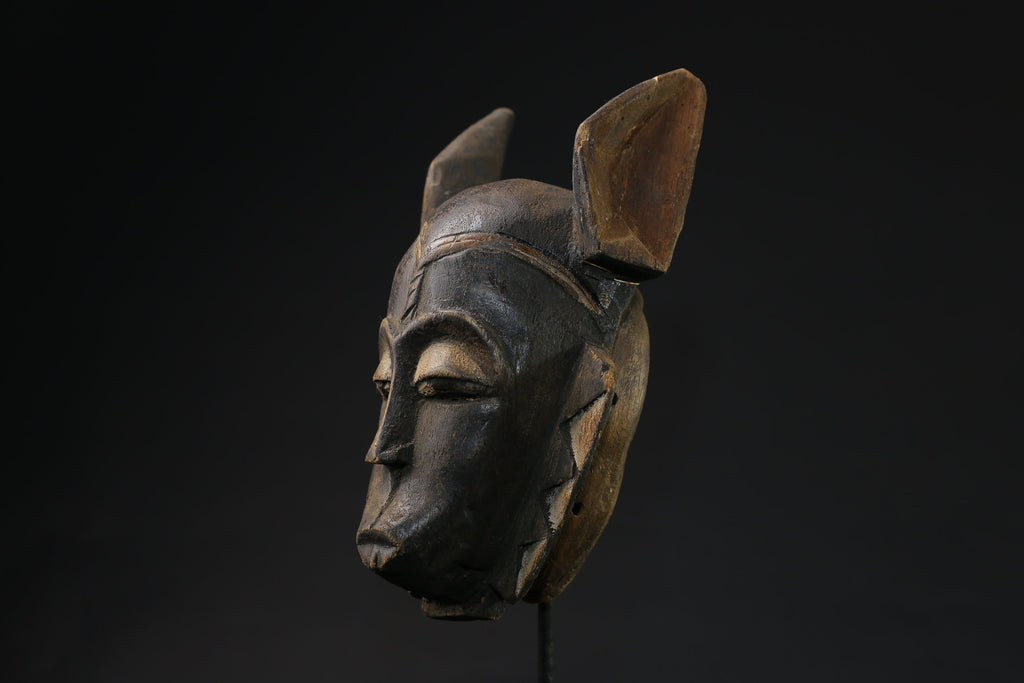 African Tribal Face Mask Wood Hand Carved Vintage Wall Hanging Guro mask-5394