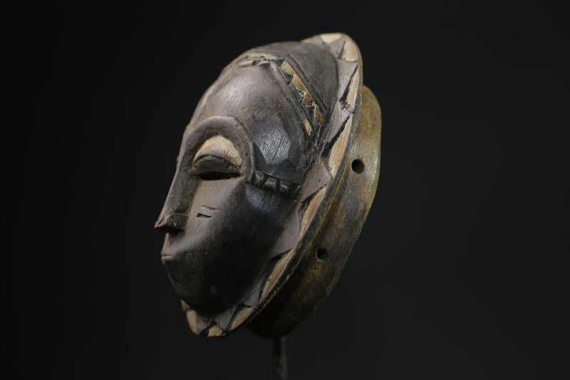 African Guro Masks Of The Renowned For Their Hand-carved Beauty And Design -5417