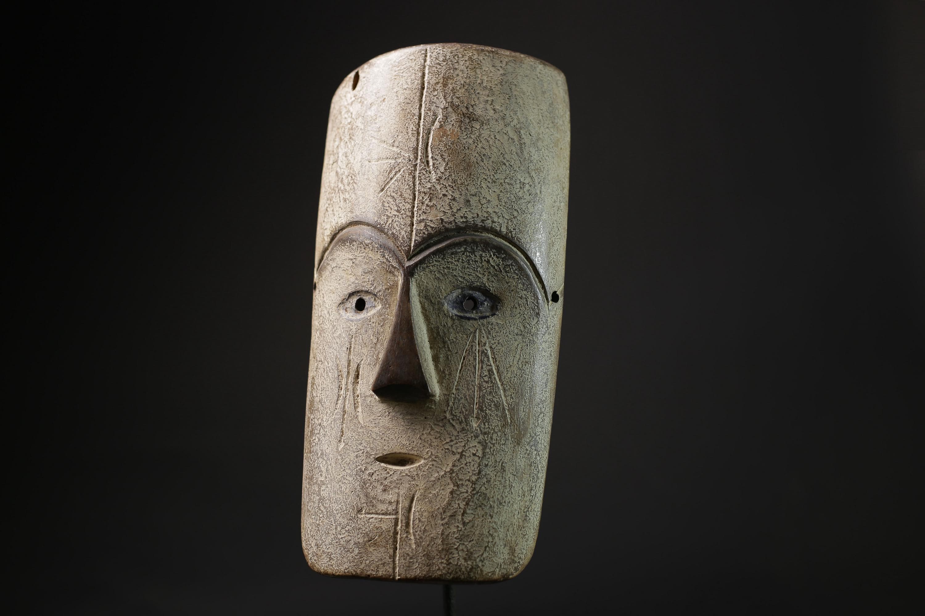 African Tribal Face Mask Authentic traditional Muminia mask in Lega art-8321