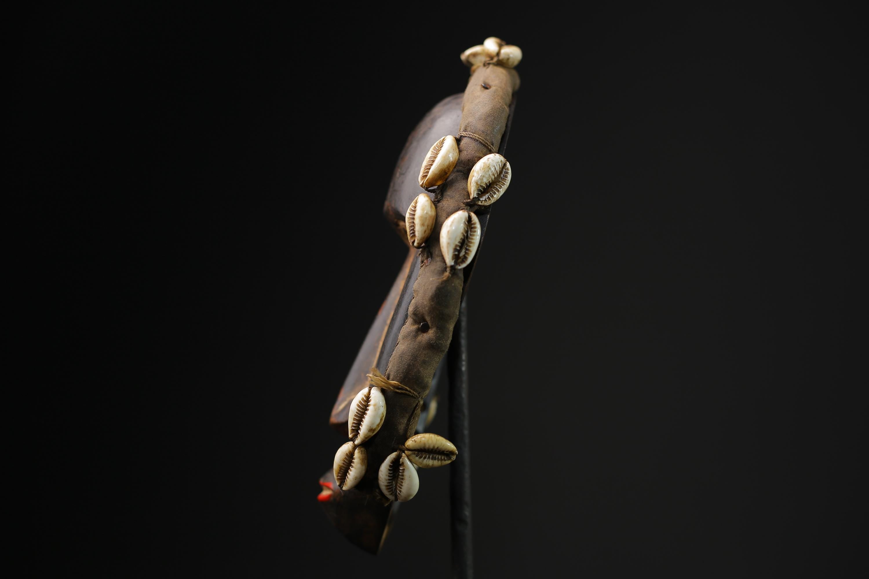 African Tribal Face Mask Wood Hand Carved Wall Hanging Kuba Dan Mask masks for wall-9678