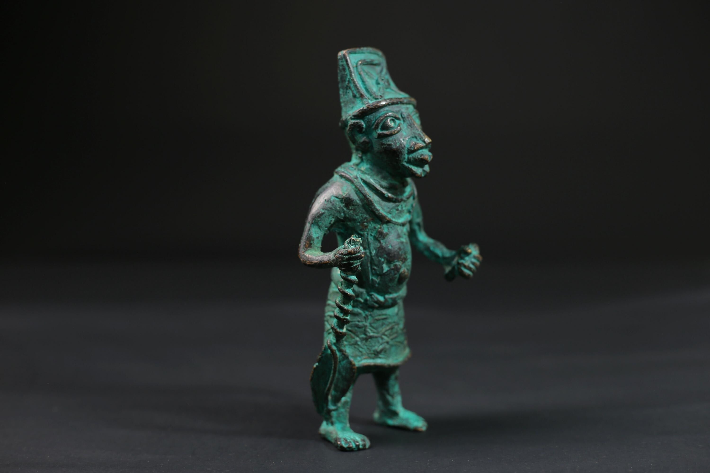 African Warrior Brass Statue Folk Art primitive art Sculpture Unique Wax Figurine - G1546