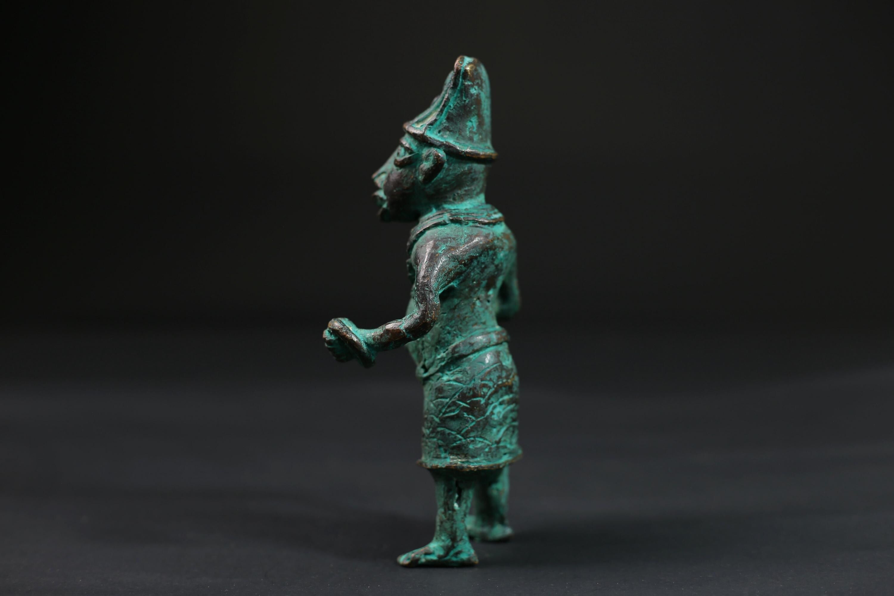 African Warrior Brass Statue Folk Art primitive art Sculpture Unique Wax Figurine - G1546