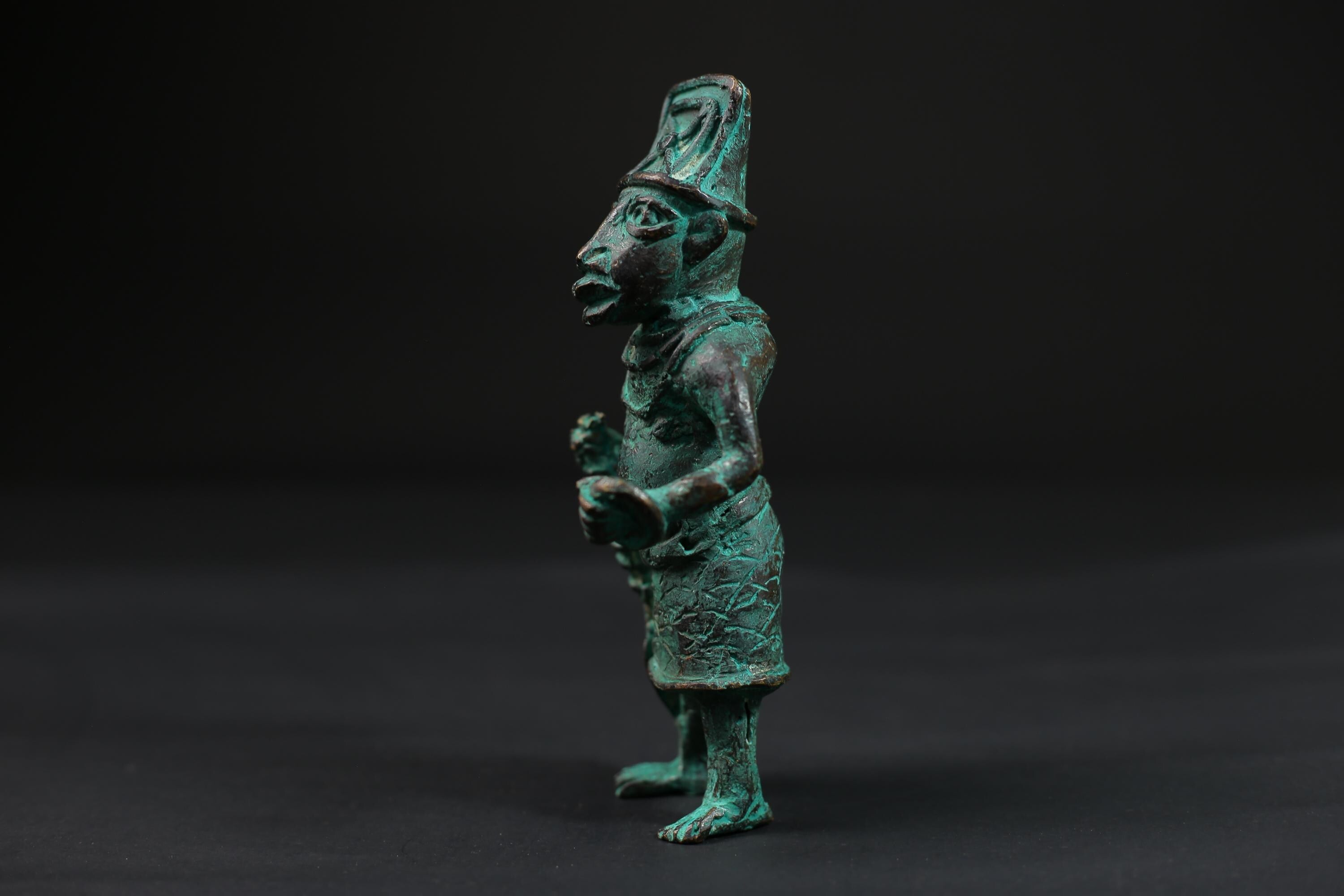 African Warrior Brass Statue Folk Art primitive art Sculpture Unique Wax Figurine - G1546
