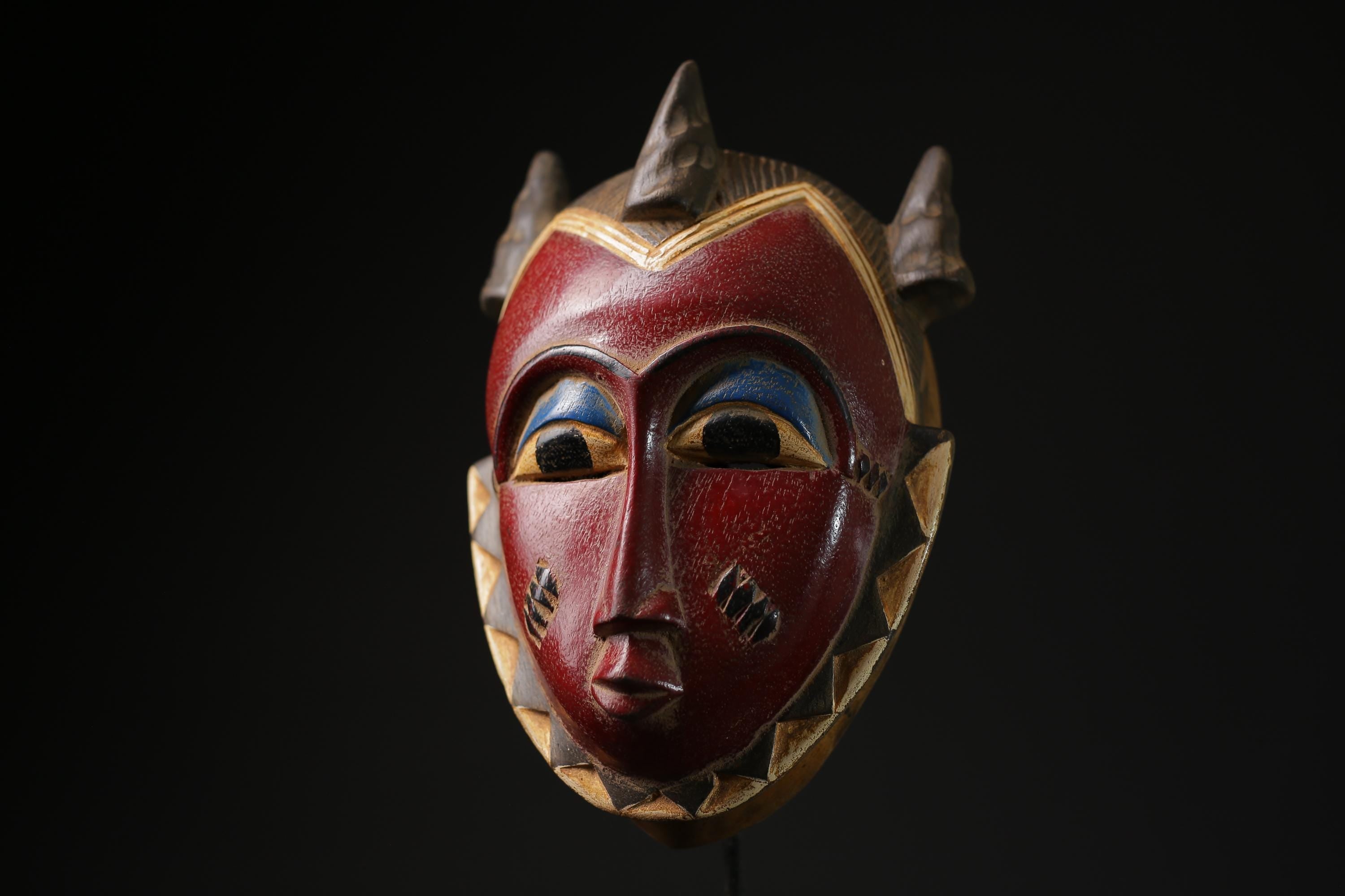 African Mask From The Guru Tribe Art Baule Mask Wall Tribal masks for wall-G2233