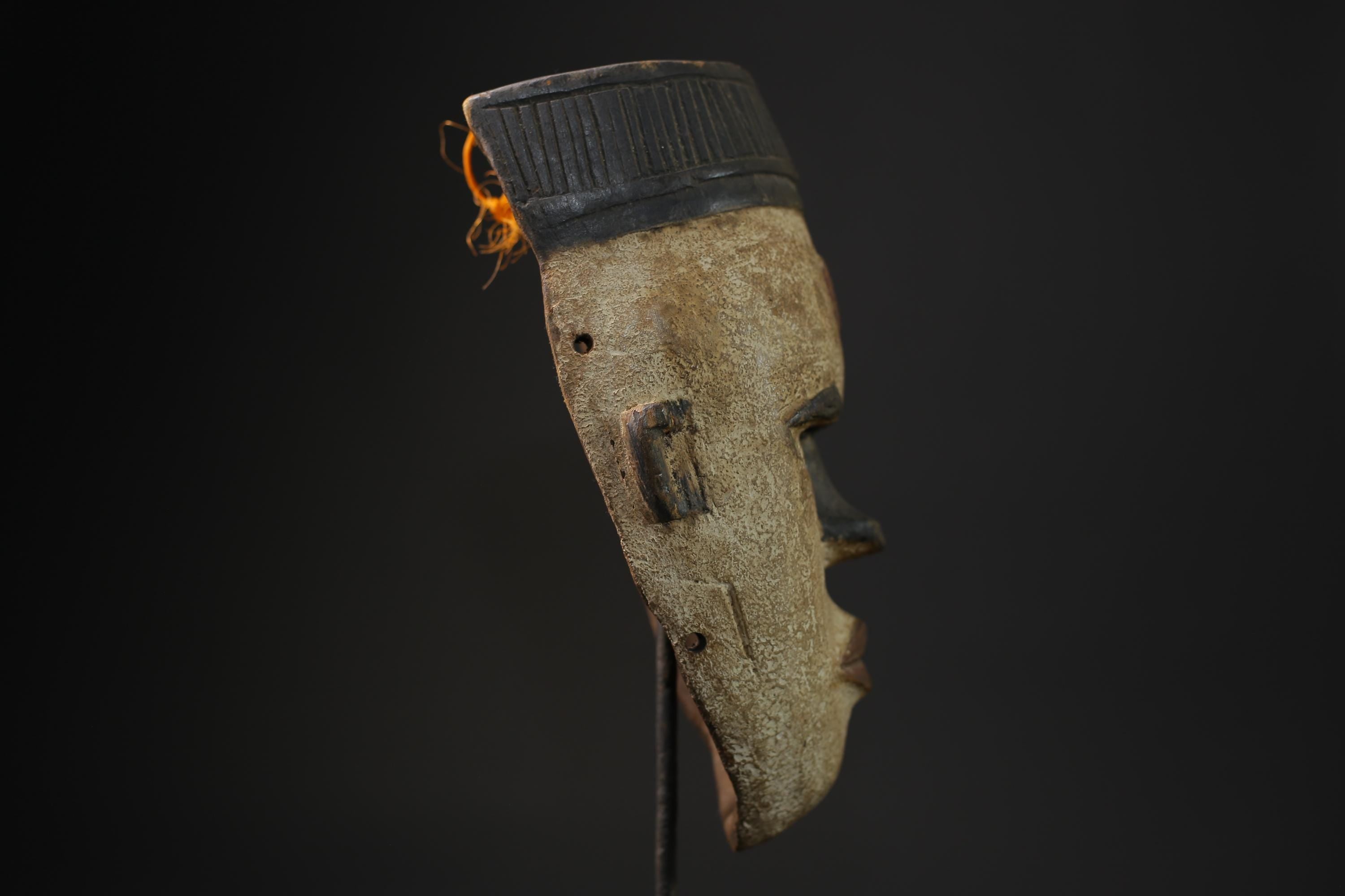 African Tribal Face Mask Wood Hand Carved Vintage Wall Hanging Igbo masks for wall-5513
