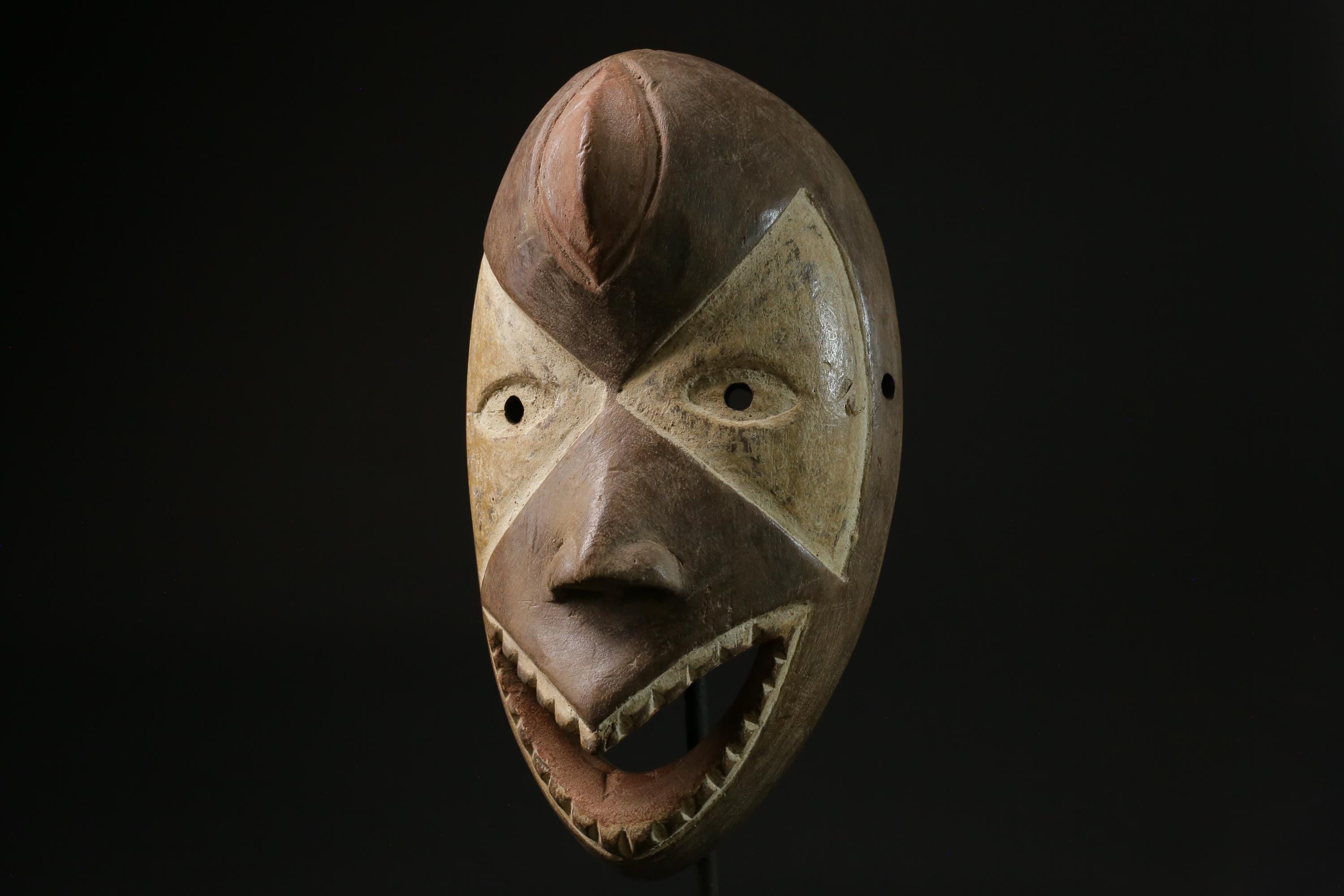 African Tribal Face Mask Wood Hand Carved Vintage Wall Hanging LEGA masks for wall-6838