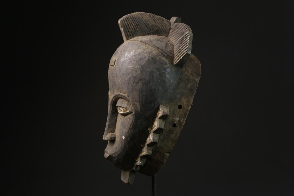 African ART Vintage Hand Carved Wooden Baule GURO mask carved in wood-5422
