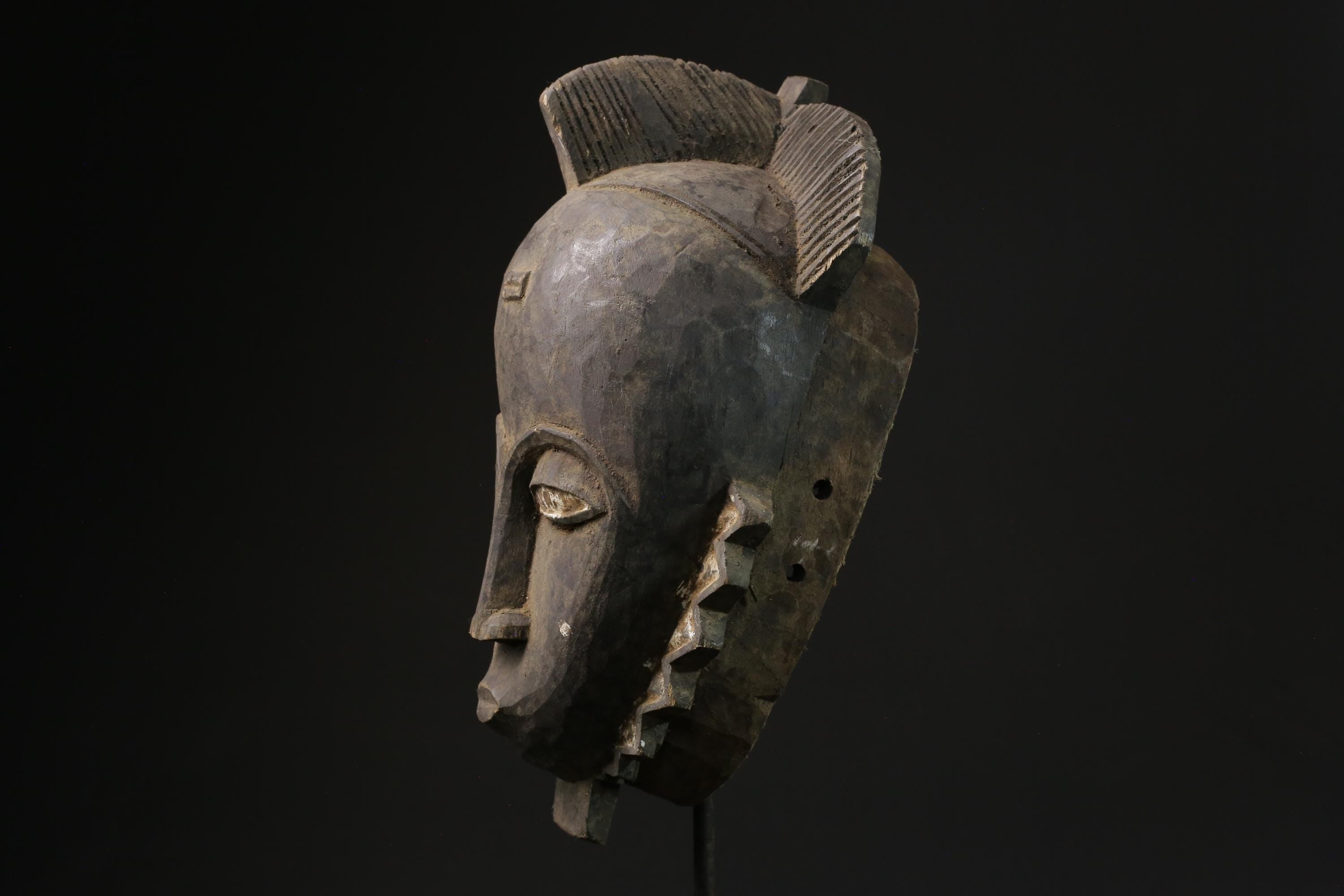 African ART Vintage Hand Carved Wooden Baule GURO mask carved in wood-5422
