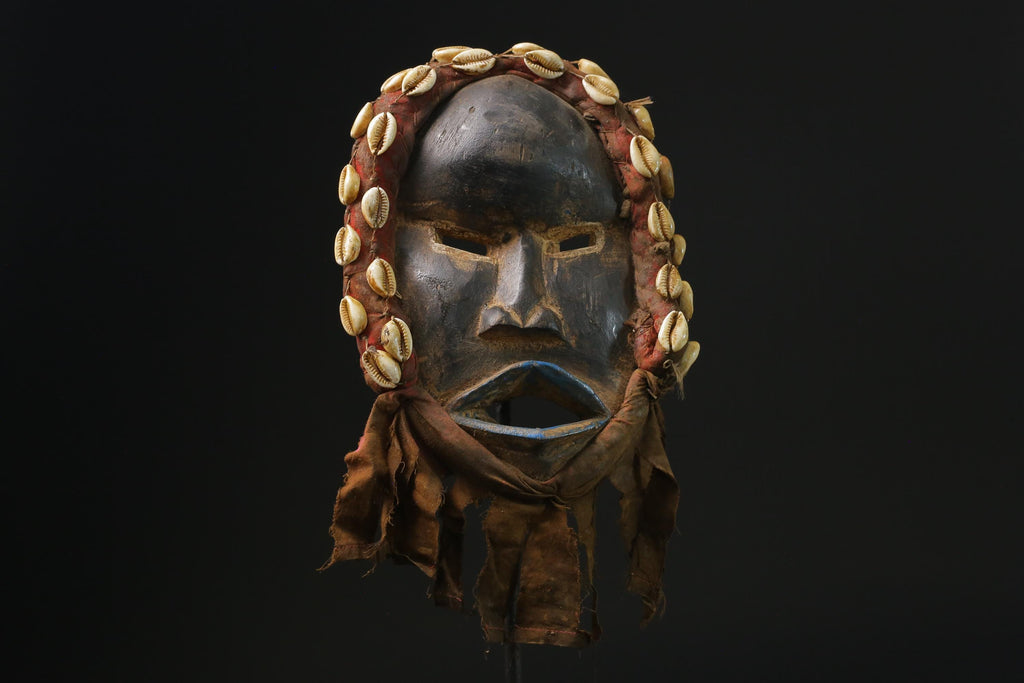 African Tribal Face Mask Wood Hand Carved Vintage Wall Hanging Dan masks for wall-G2339