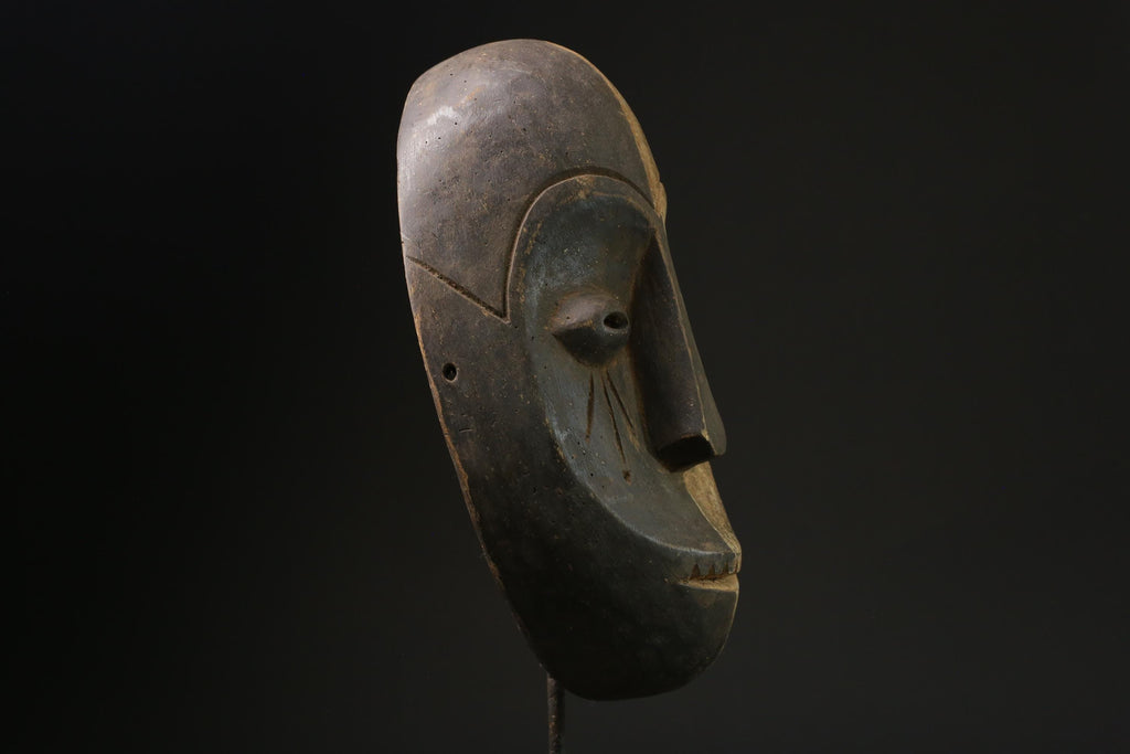 African Tribal Face Mask Wood Hand Carved Vintage Wall Hang Passport Mask-5605