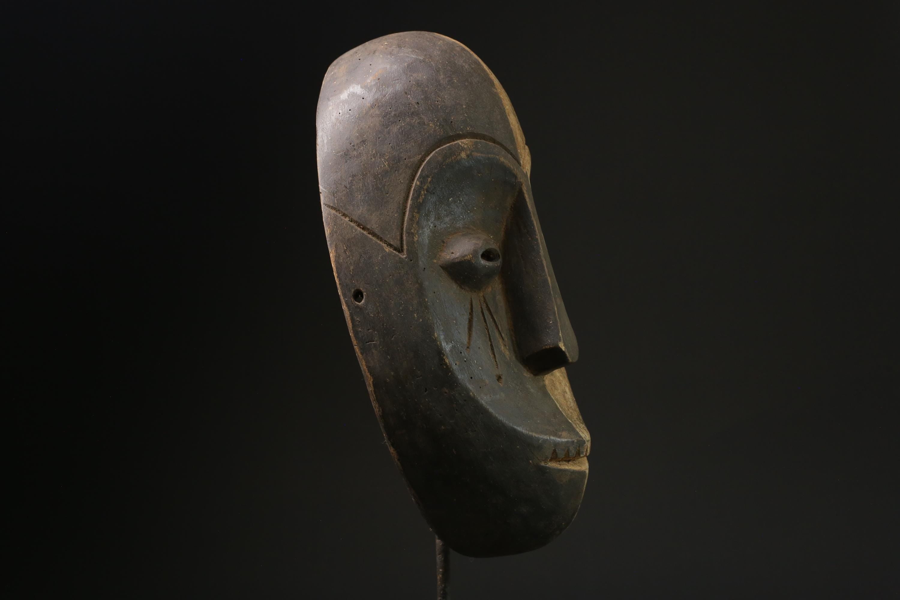 African Tribal Face Mask Wood Hand Carved Vintage Wall Hang Passport Mask-5605