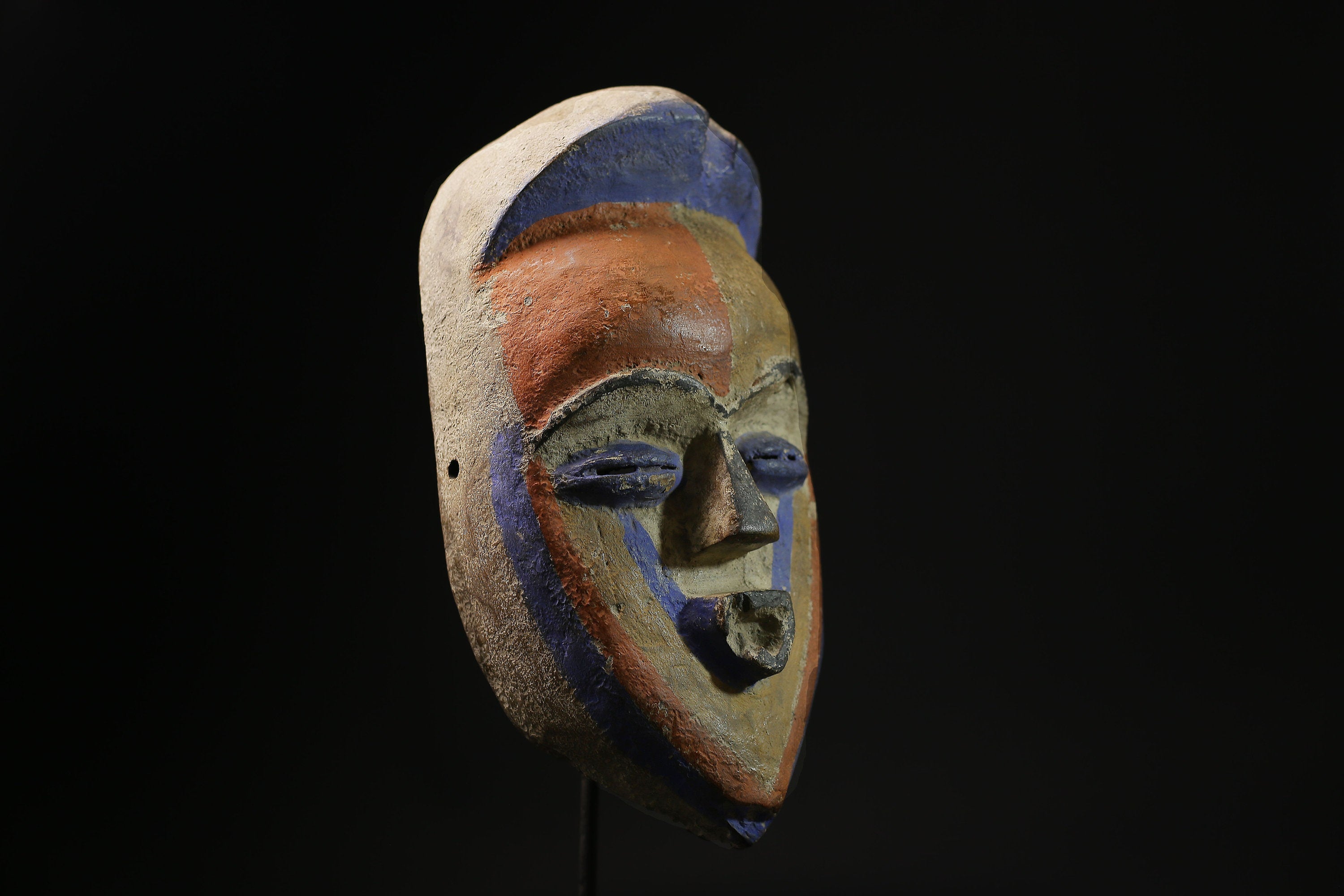 African Tribal Face Mask Authentic traditional Muminia mask in Lega art-G2090