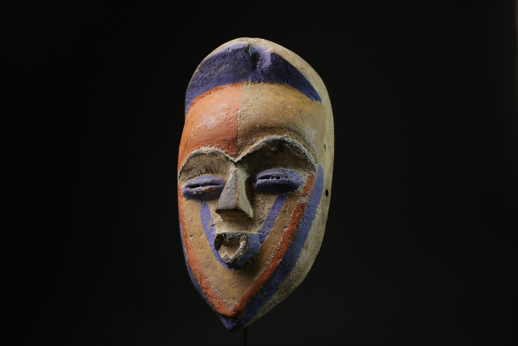 African Tribal Face Mask Authentic traditional Muminia mask in Lega art-G2090