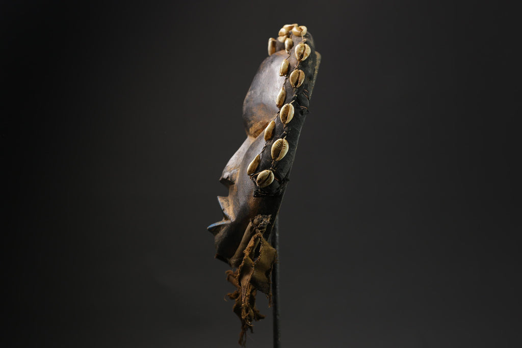 African Tribal Face Mask Wood Hand Carved Vintage Wall Hanging Dan mask masks for wall -G2392