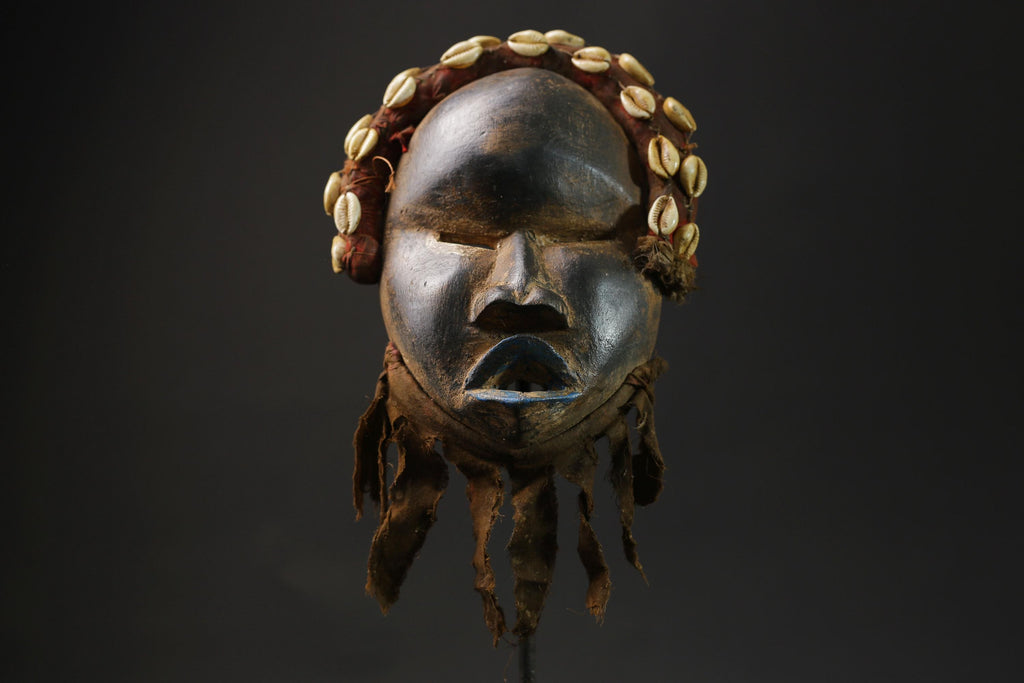 African Tribal Face Mask Wood Hand Carved Vintage Wall Hanging Dan mask masks for wall -G2394