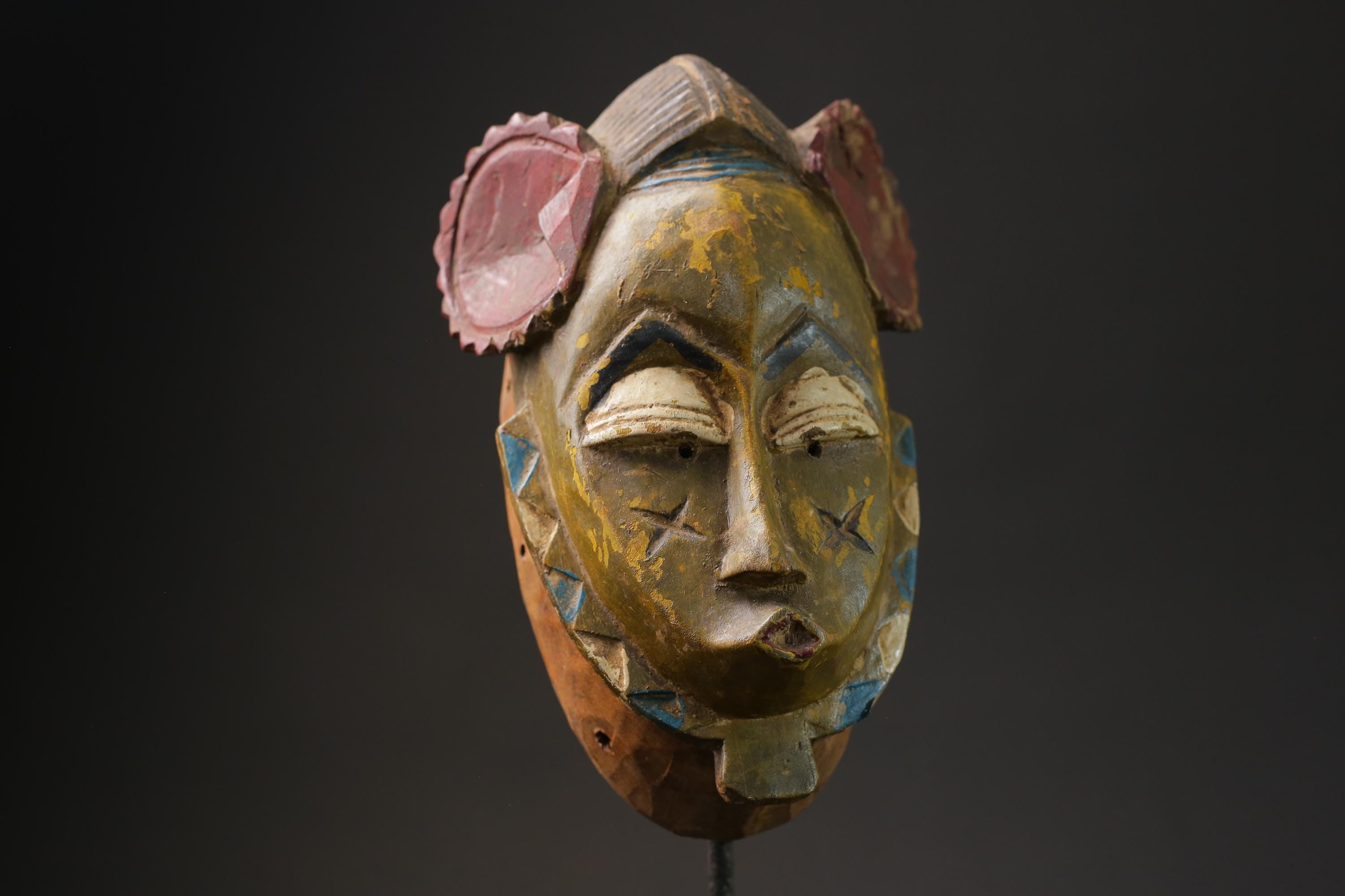 African Masks Antiques Tribal Face Vintage Carved Wood Hanging Guro Masks for wall-G2442