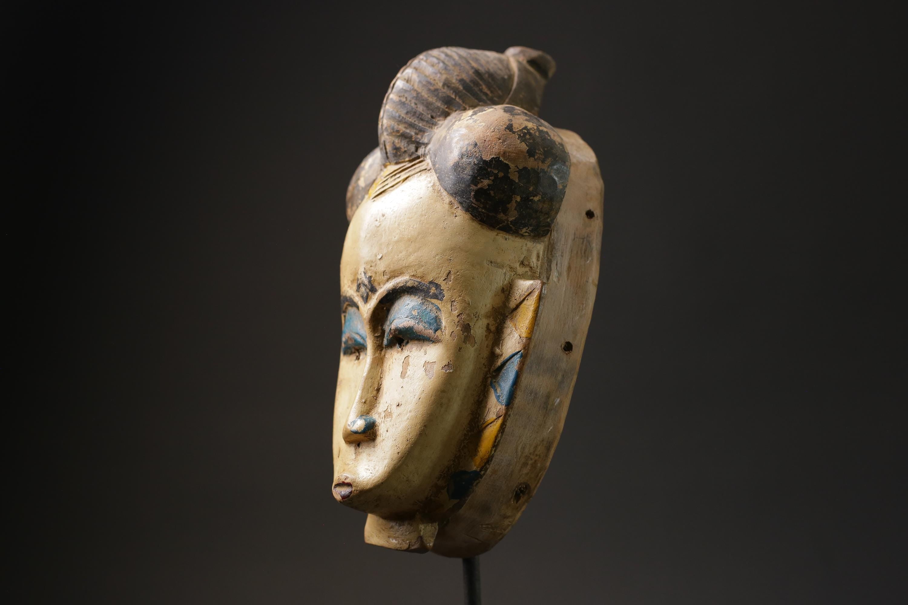 African Tribal Face Mask Wood Hand Carved Vintage Wall Hanging Guro masks for wall-G2450