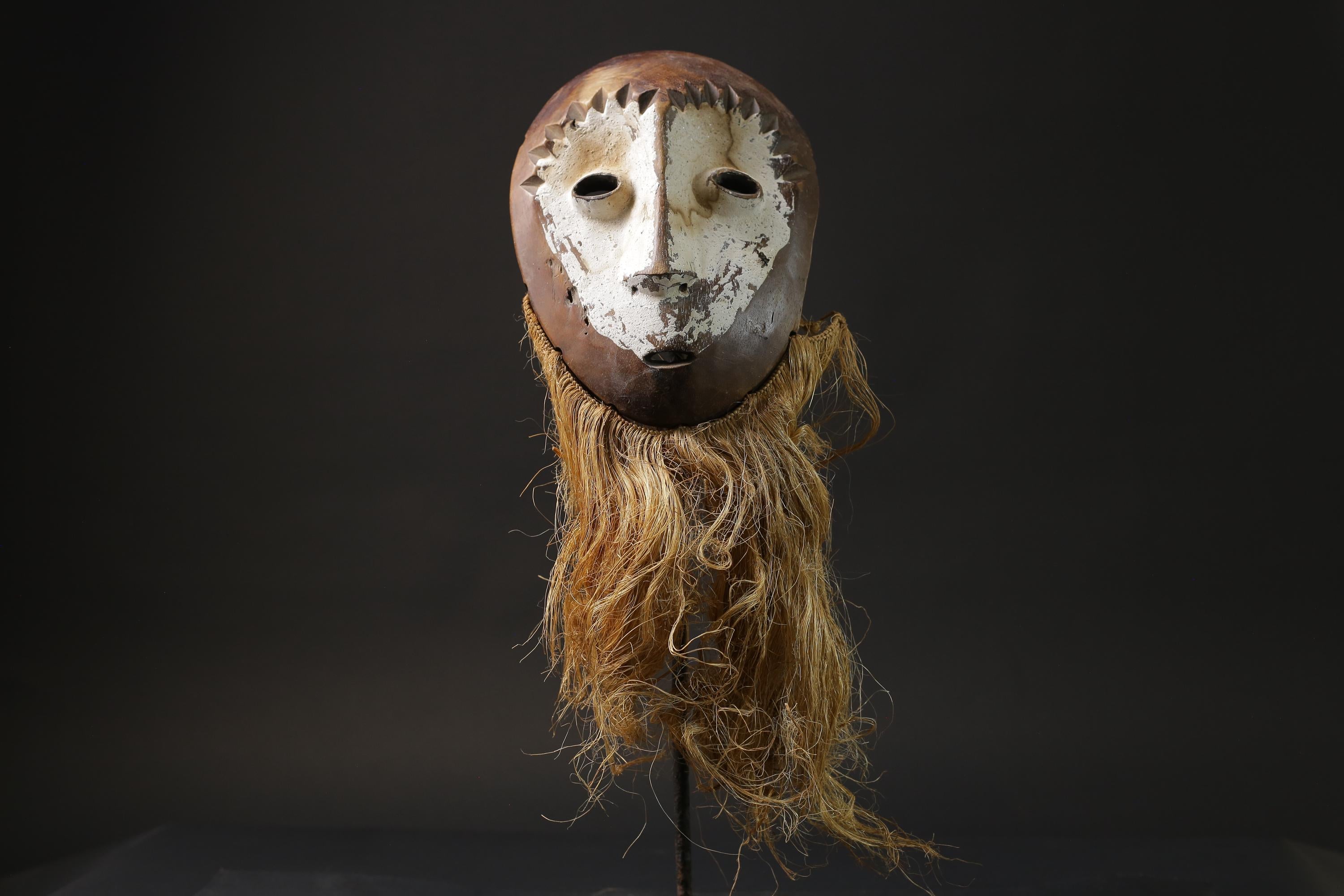 African Masks Home Décor Wood Hand Carved Wall Hanging Lega Mask Masks for wall-G2461