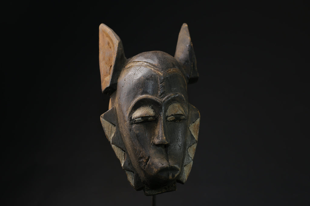 African Tribal Face Mask Wood Hand Carved Vintage Wall Hanging Guro mask-5394