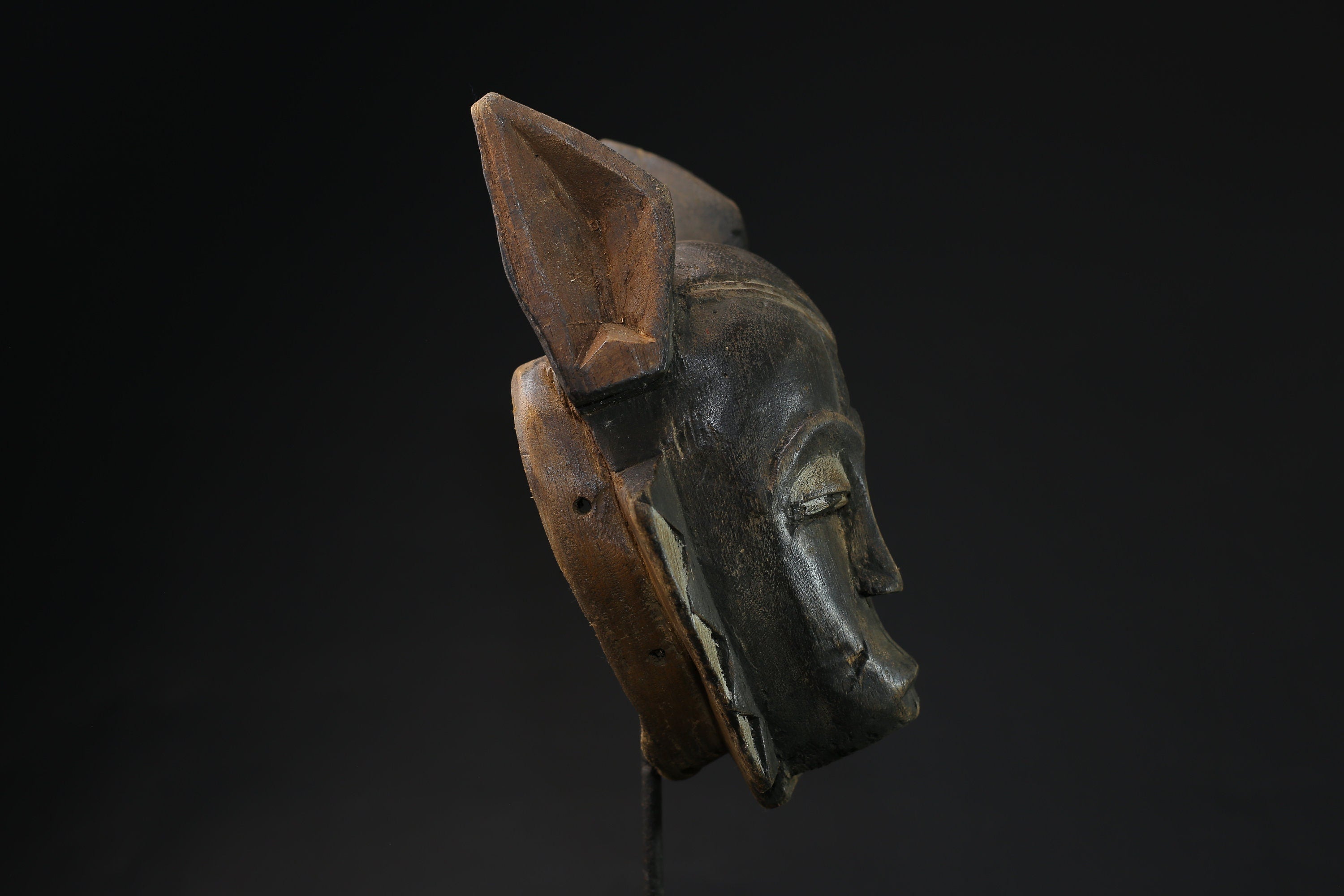 African Tribal Face Mask Wood Hand Carved Vintage Wall Hanging Guro mask-5394