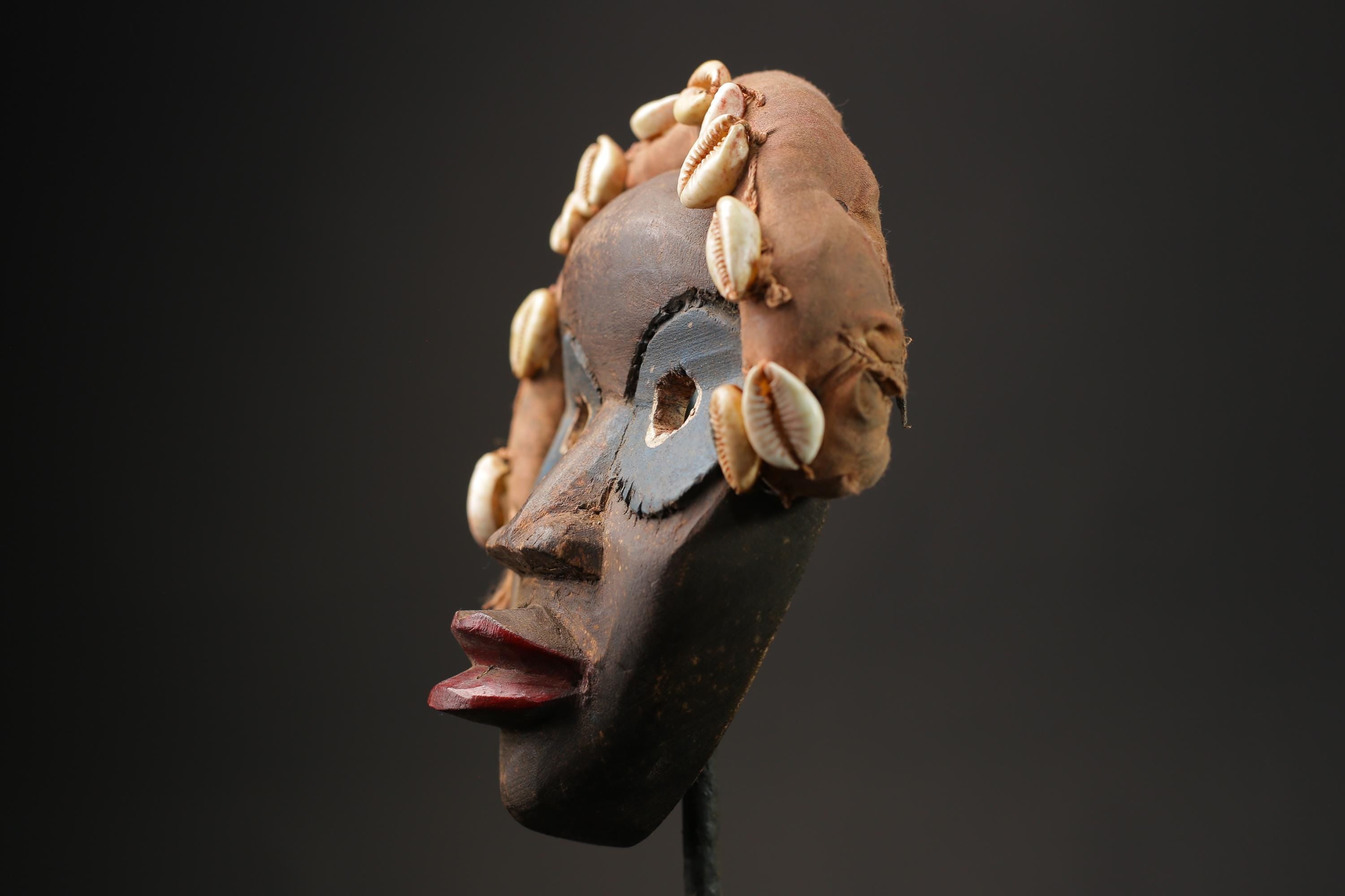 African wood mask antiques Décor carved wooden Hanging Dan Wall Hanging Masks for wall-9912