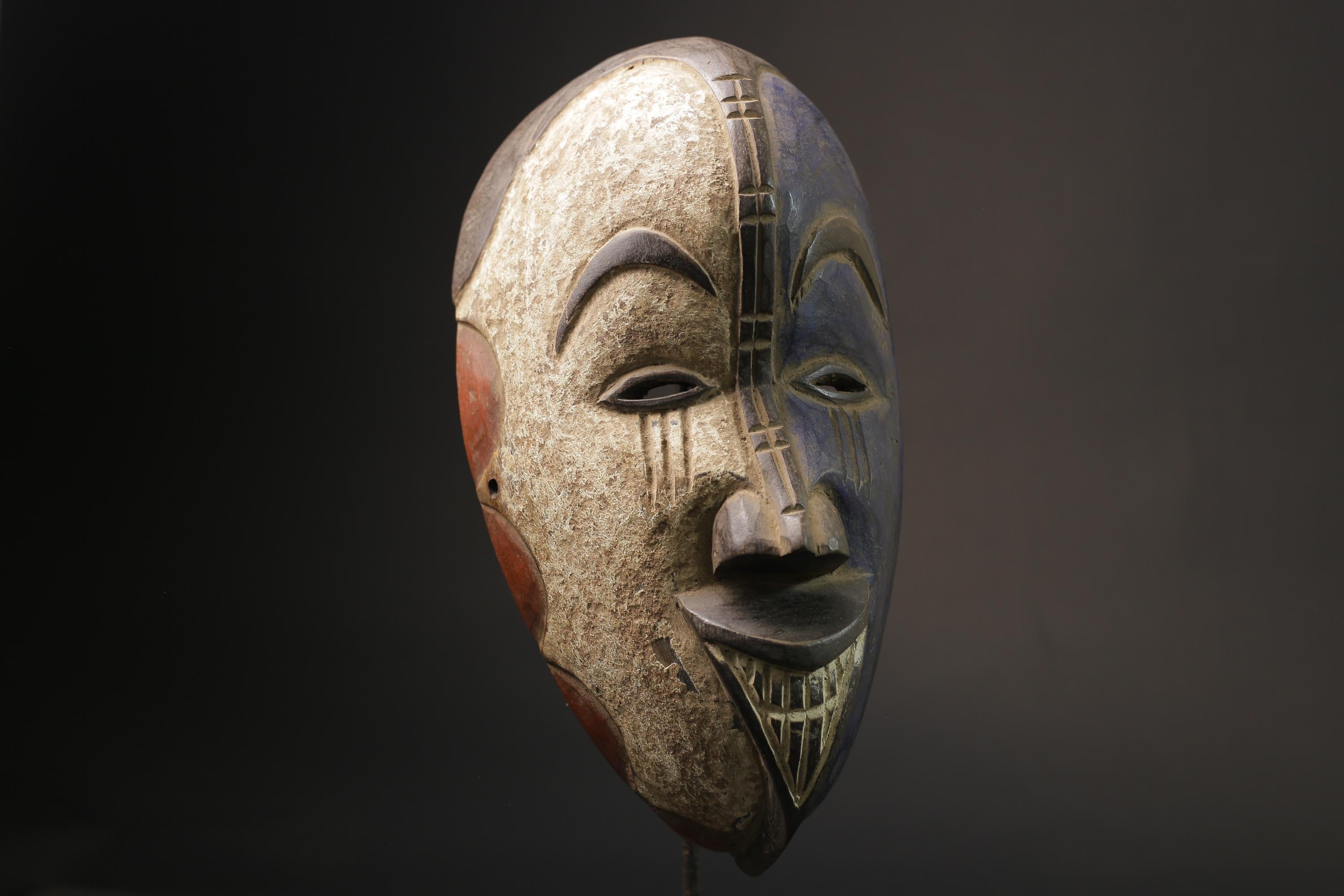 African Mask Tribal Igbo Face Mask Wood Hand Carved Vintage Wall Hanging Masks for wall-7133