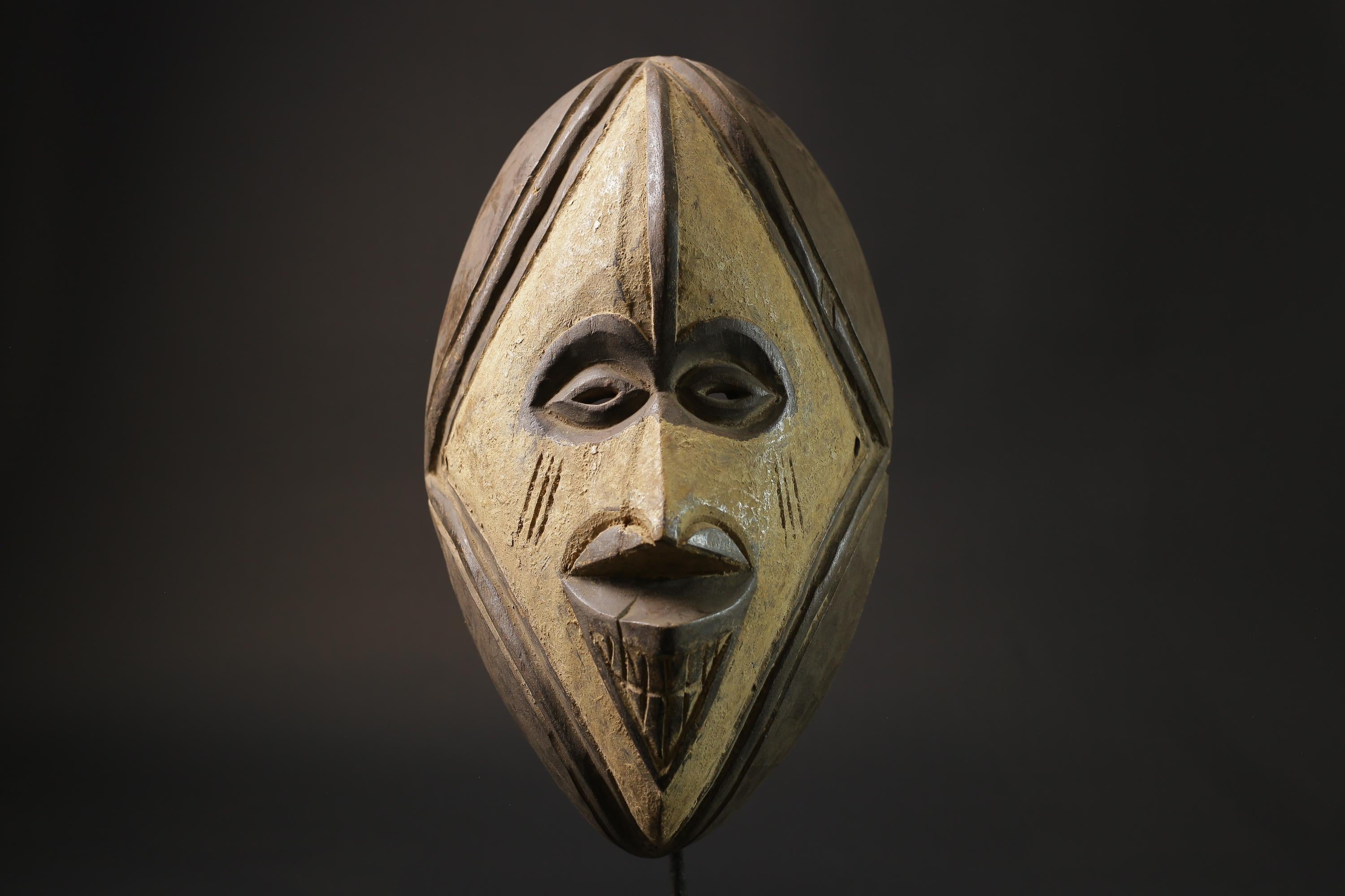 African wood mask antiques Hand Carved Antique collected Fang Masks for wall- 2784