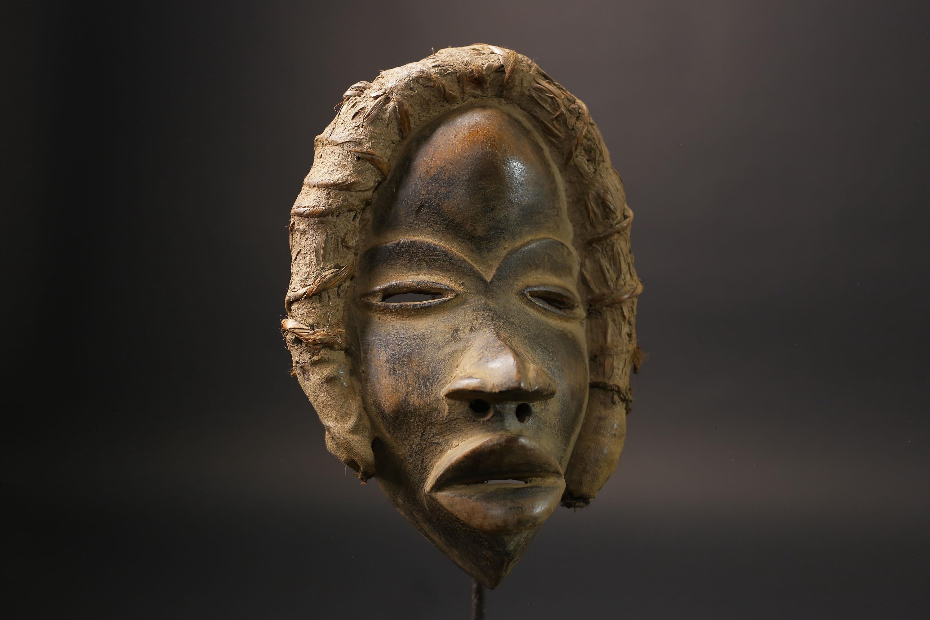 African Tribal Face Mask Wood Hand Carved Vintage Wall Hanging Dan mask wall mask-G2573