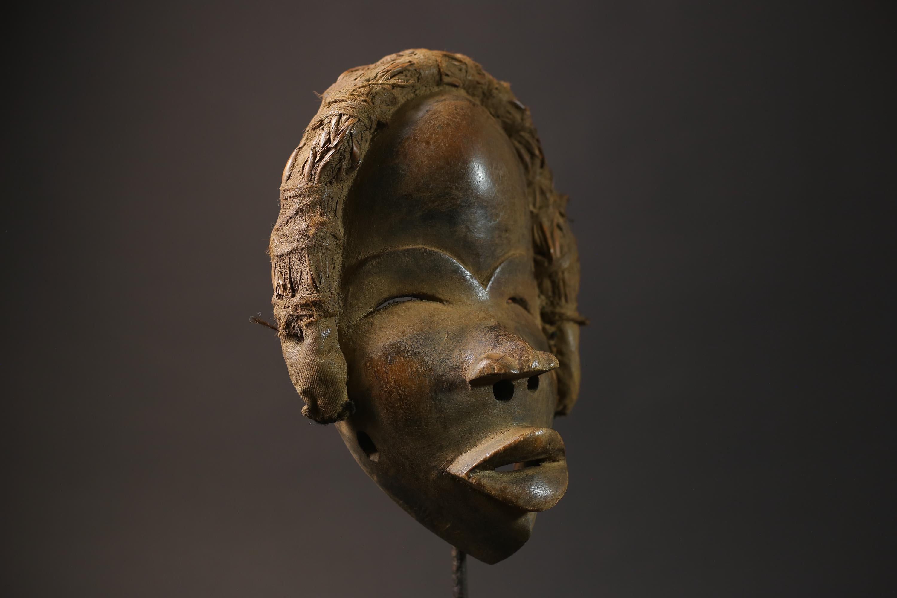 African Mask for wall Wooden folk art Vintage Hand Carved Dan Mask Masks for wall-G2611