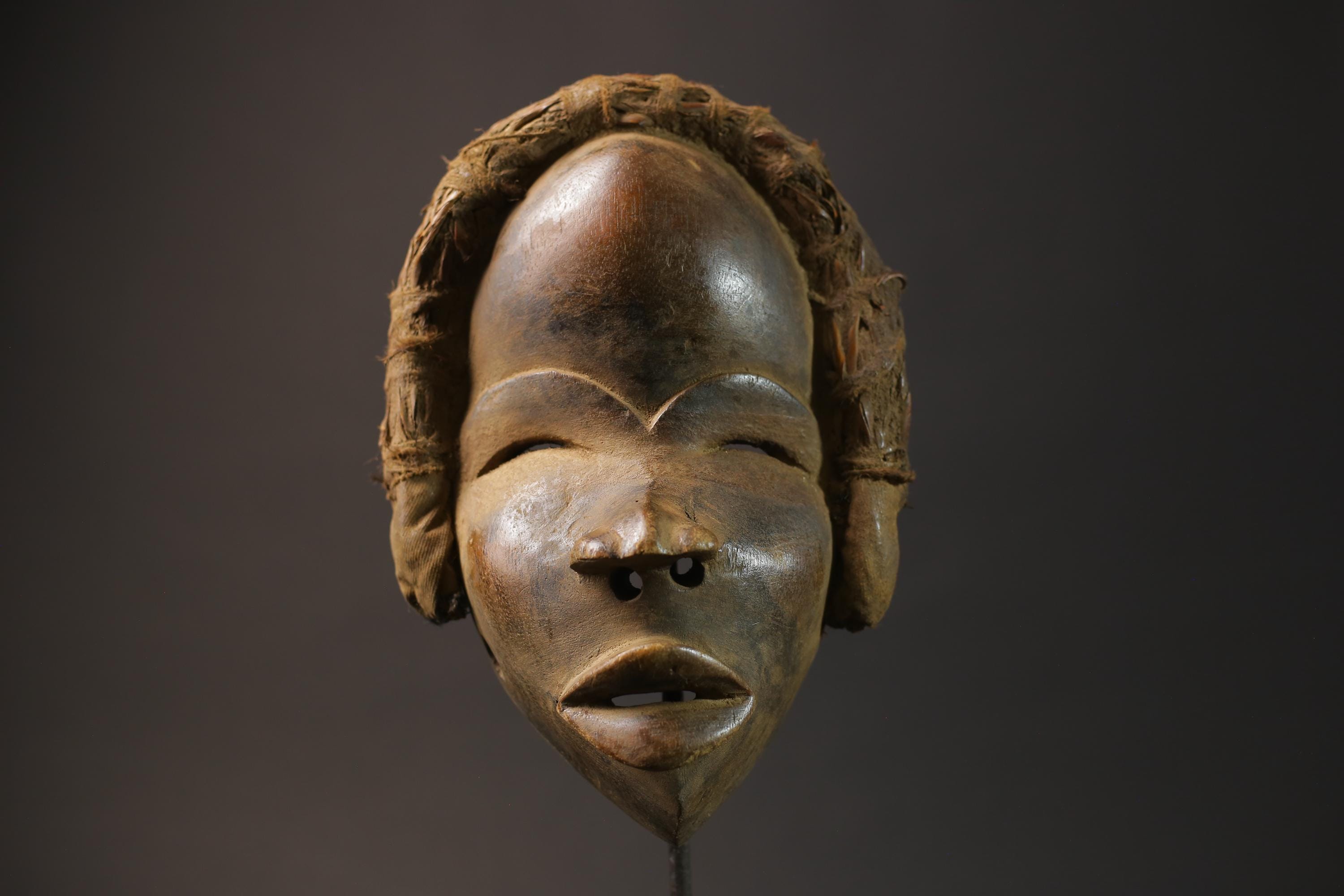 African Mask for wall Wooden folk art Vintage Hand Carved Dan Mask Masks for wall-G2611