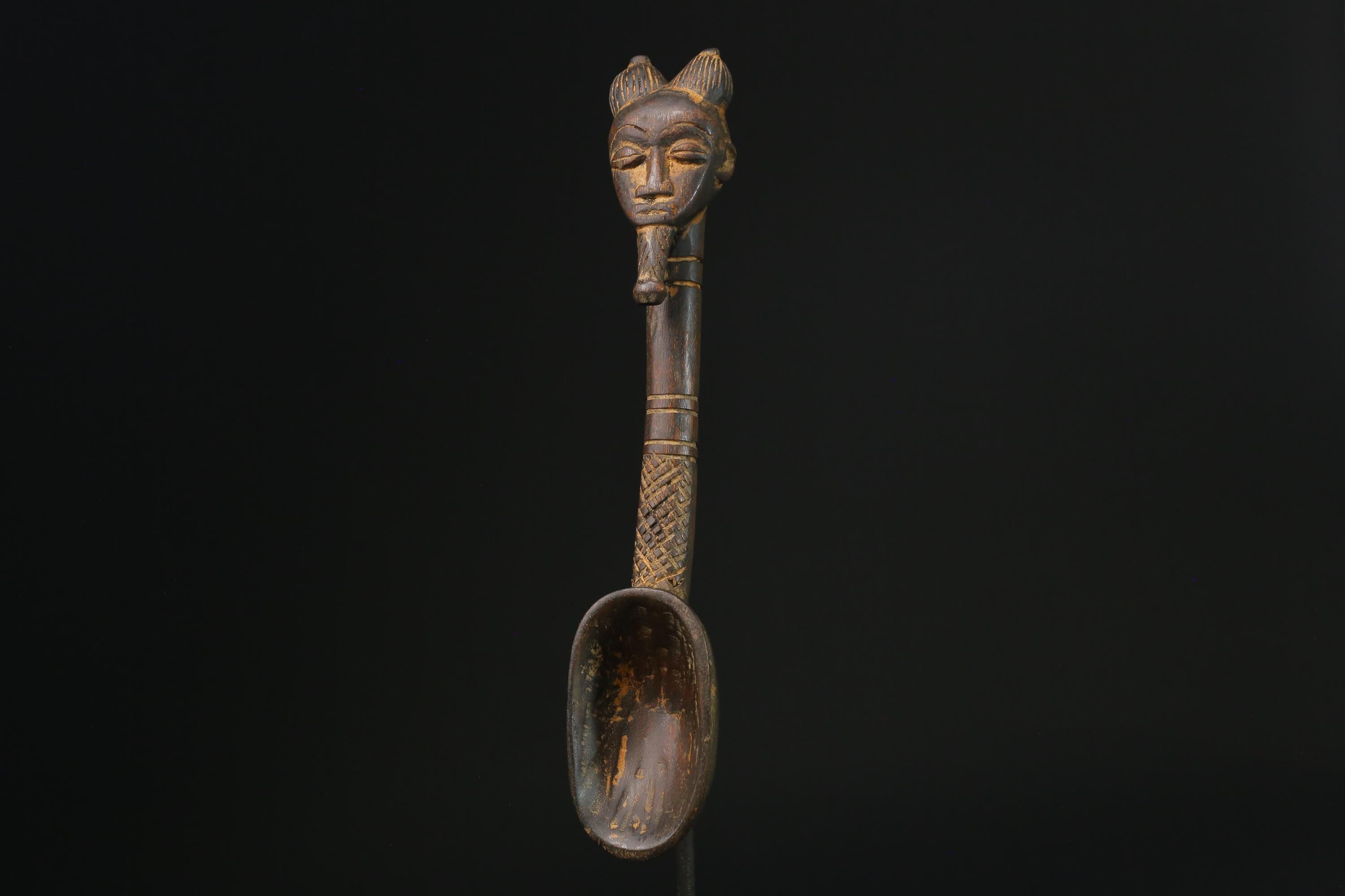 African Tribal Luba Songye Ritual Spoon Central hand carved Home statue-G2338