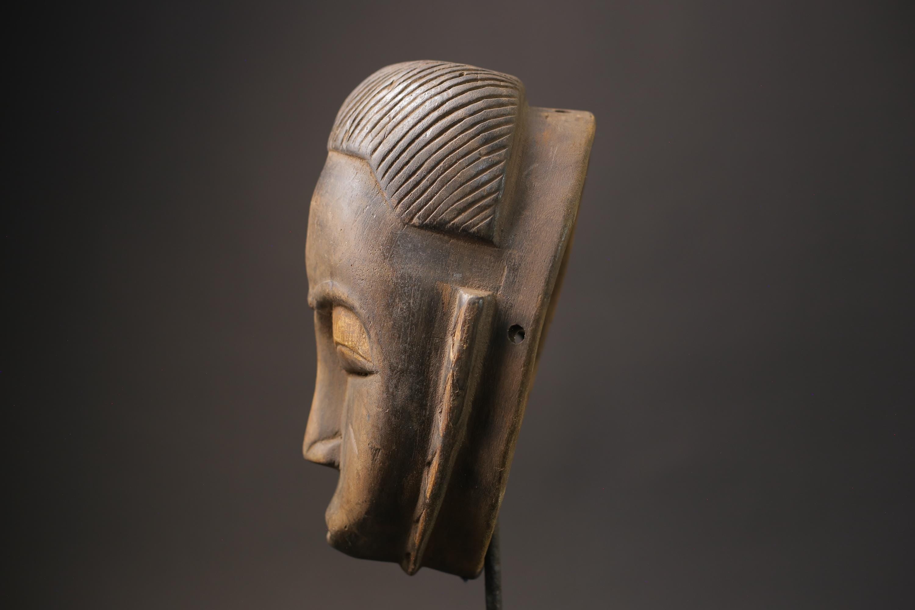 African Tribal Face Mask Wood Hand Carved Wall Hanging Art Guro mask Face Masks for wall-4061