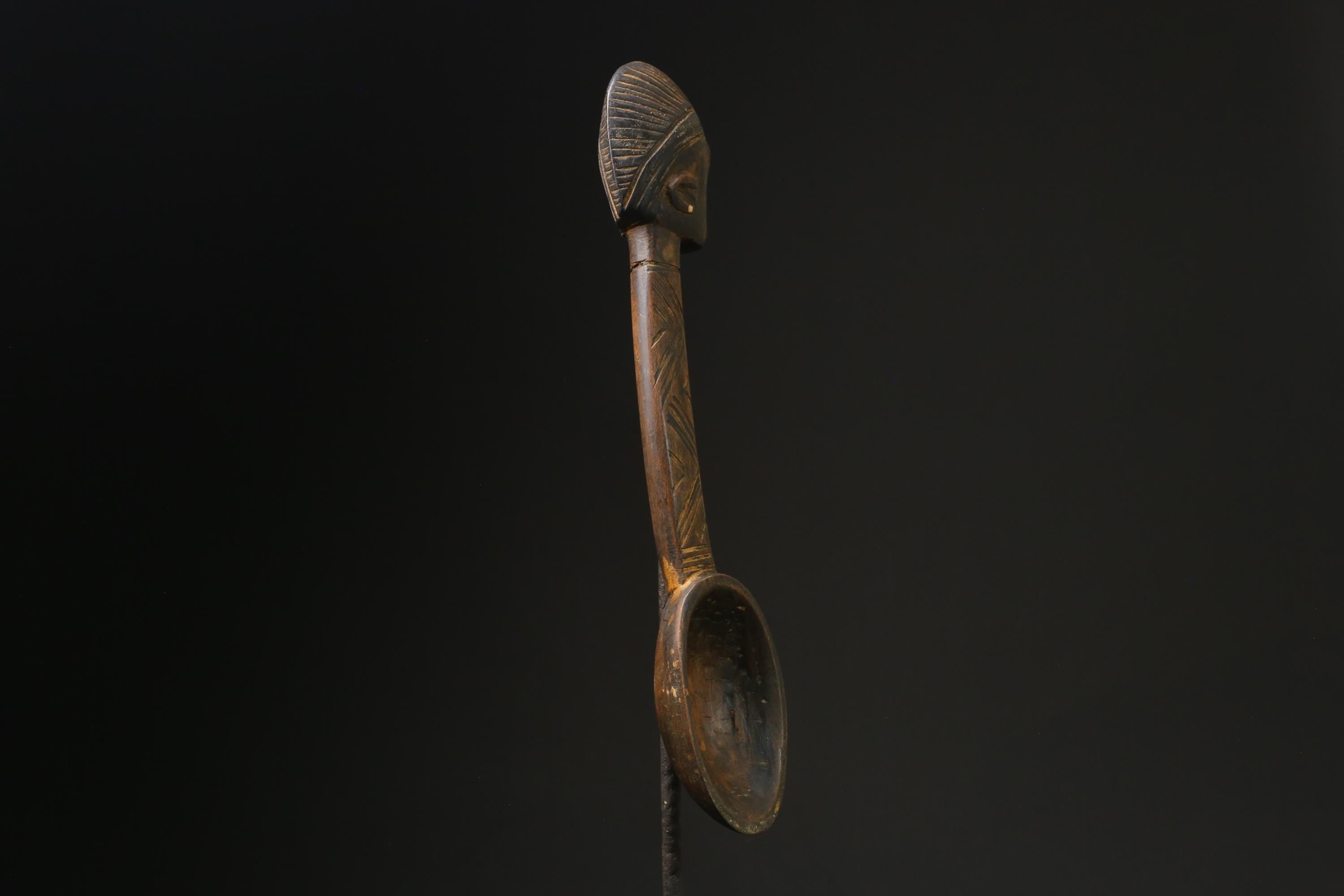 African Wooden figurine tribal Dan Wakemia Spoon Trophy wall mask -G2370