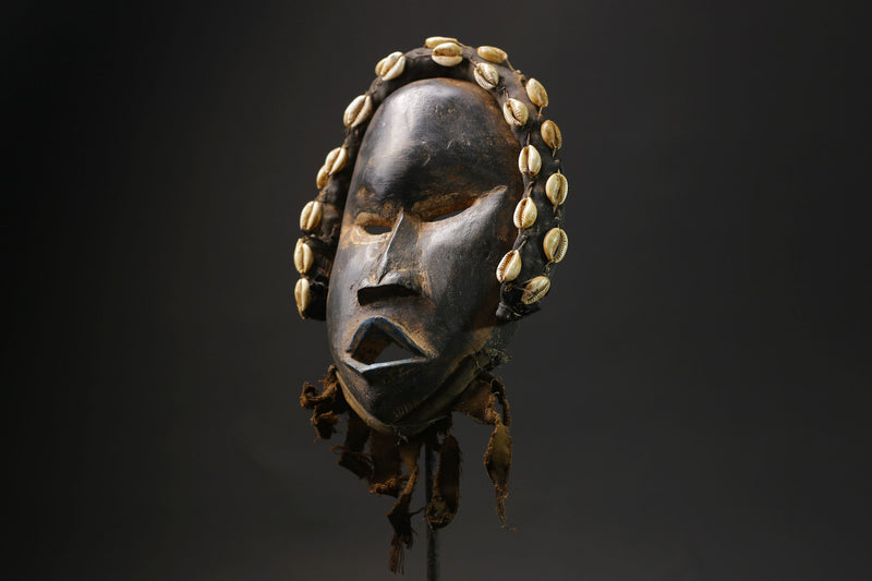African Tribal Face Mask Wood Hand Carved Vintage Wall Hanging Dan mask masks for wall -G2392