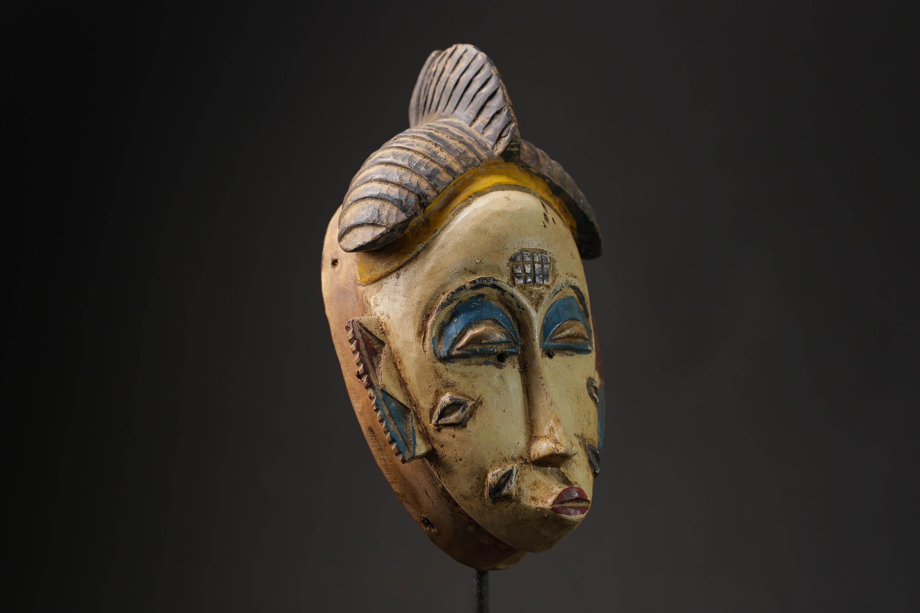 African Tribal Face Mask Wood Hand Carved Wall Hanging Guro Mask Baule masks for wall-G2422