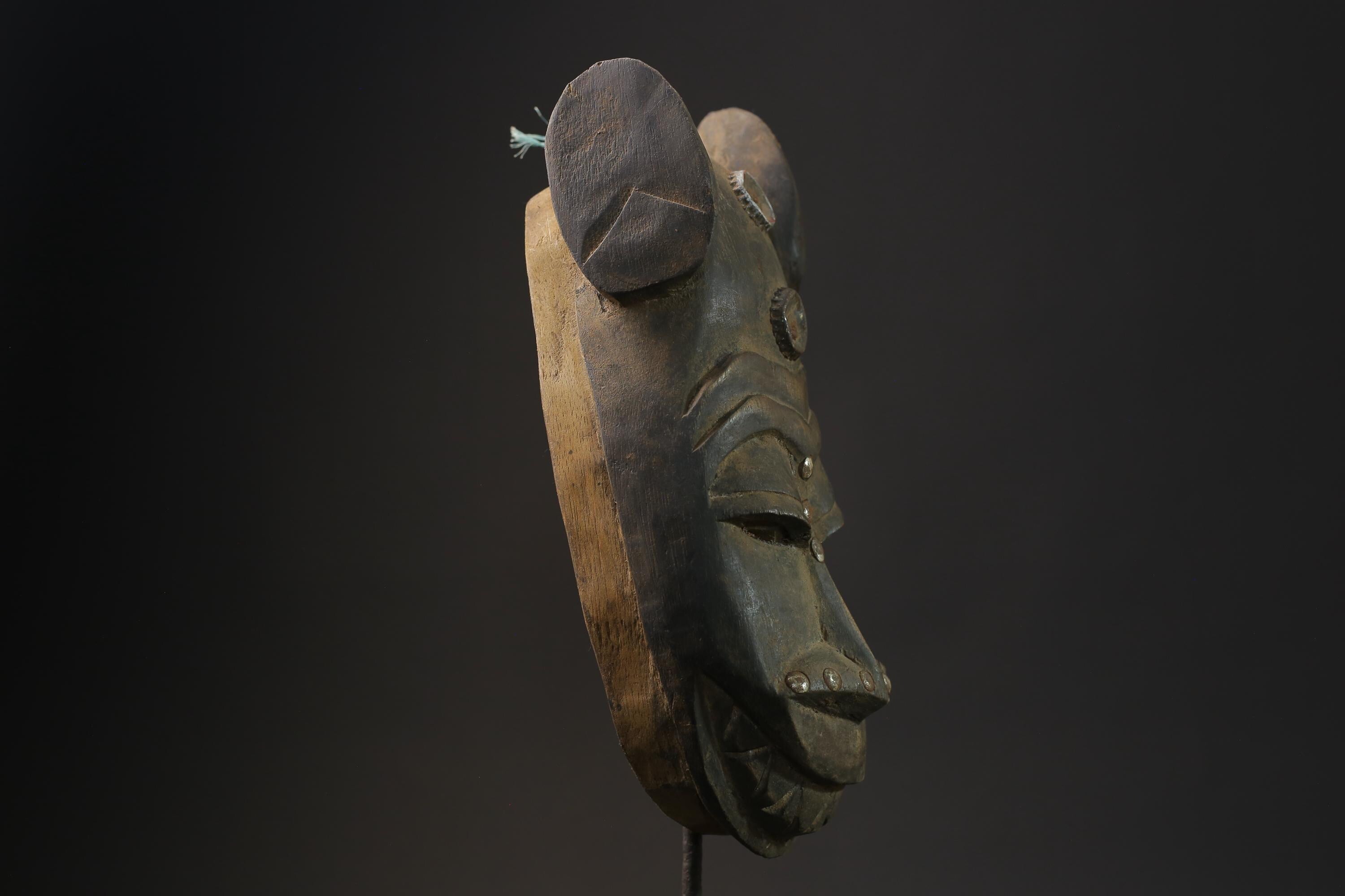 African Mask Antiques Tribal Face Vintage Wood Carved Yaure Guro masks for wall-8548