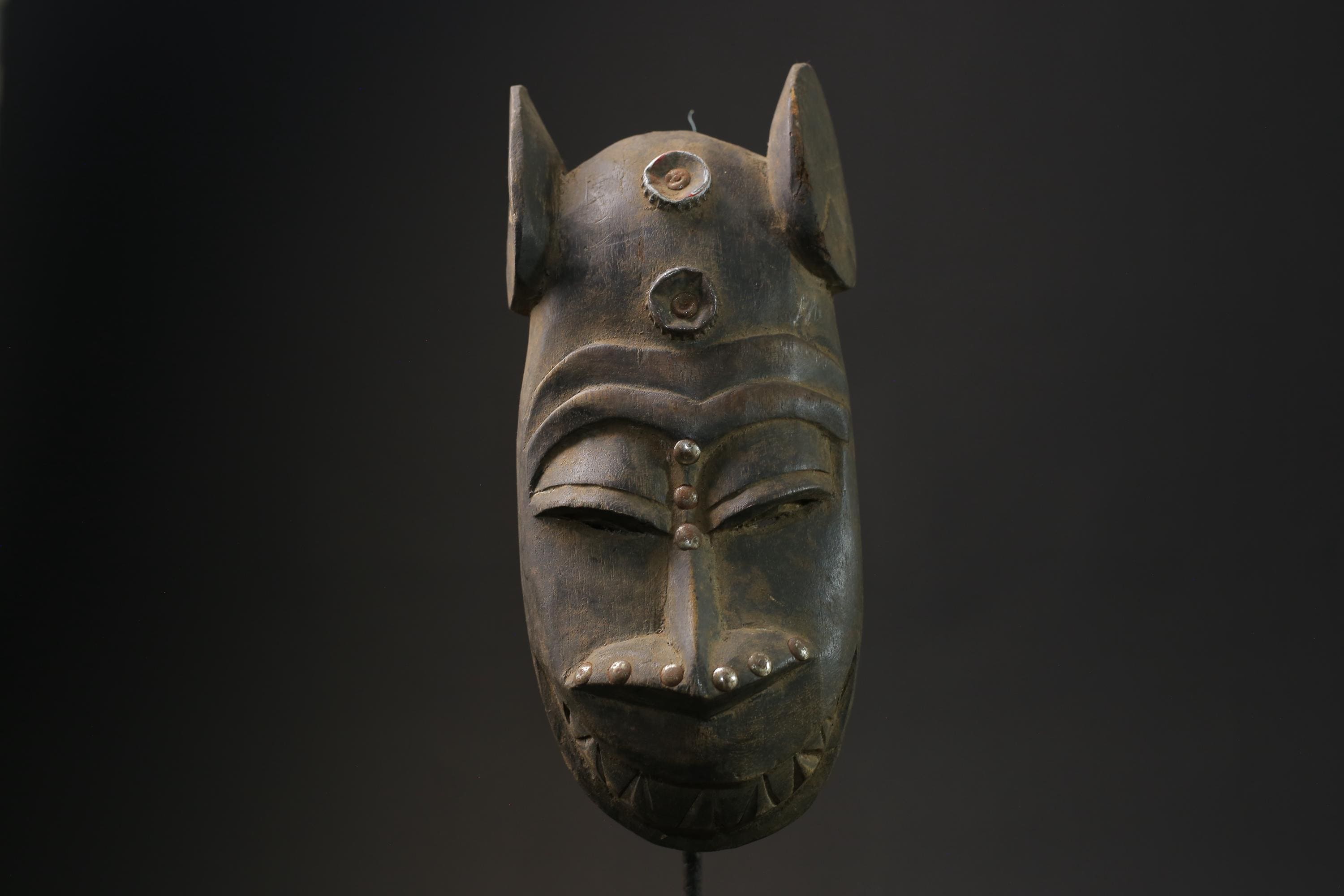 African Mask Antiques Tribal Face Vintage Wood Carved Yaure Guro masks for wall-8548