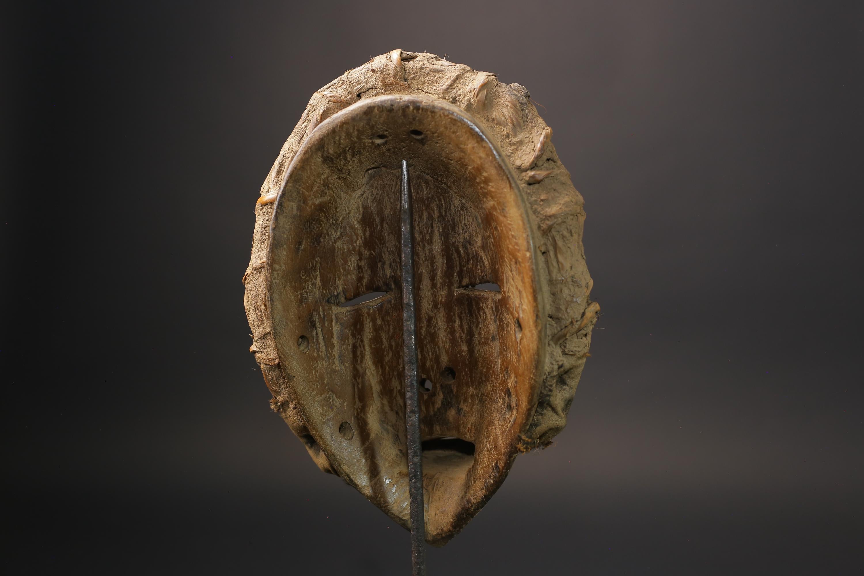 African Tribal Face Mask Wood Hand Carved Vintage Wall Hanging Dan mask wall mask-G2573