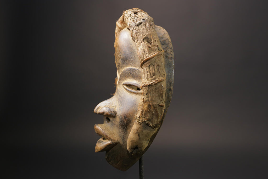 African Tribal Face Mask Wood Hand Carved Vintage Wall Hanging Dan mask wall mask-G2573