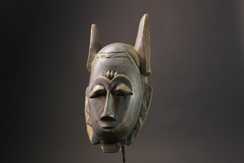 African wood mask Female Guru Vintage Tribal Handmade African Masks for wall-7219