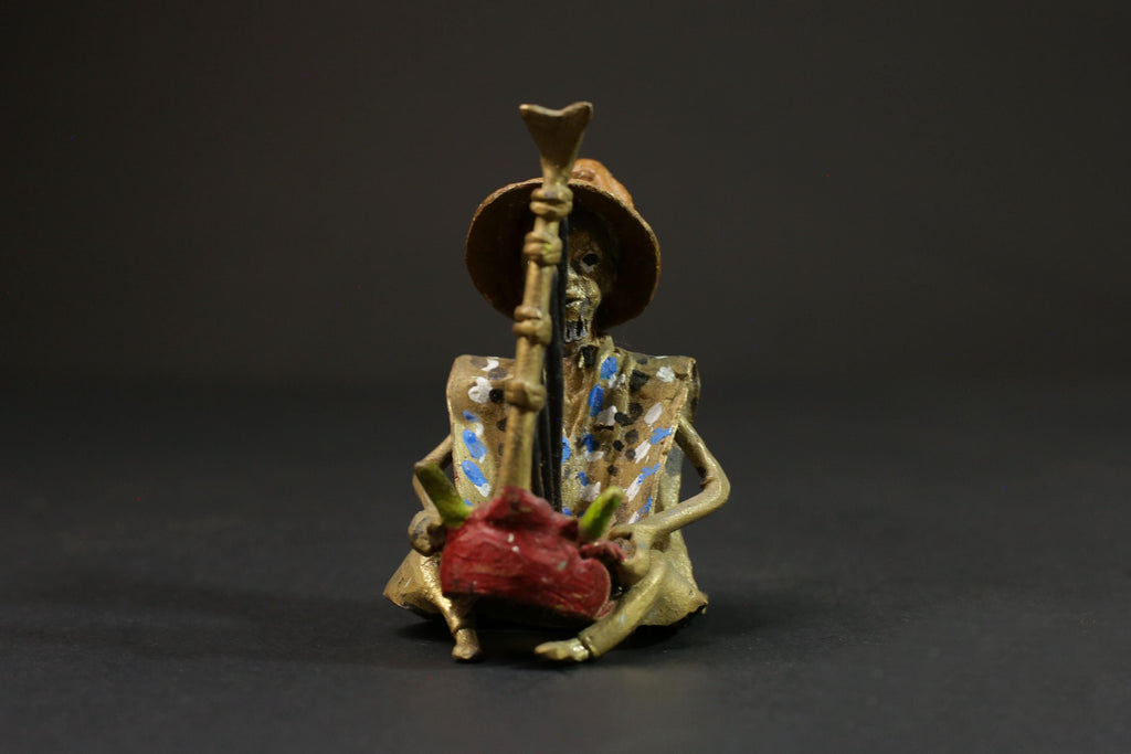 African Brass Tribal Musician With Rare Musical Instrument Benin Dogon wax-G2856