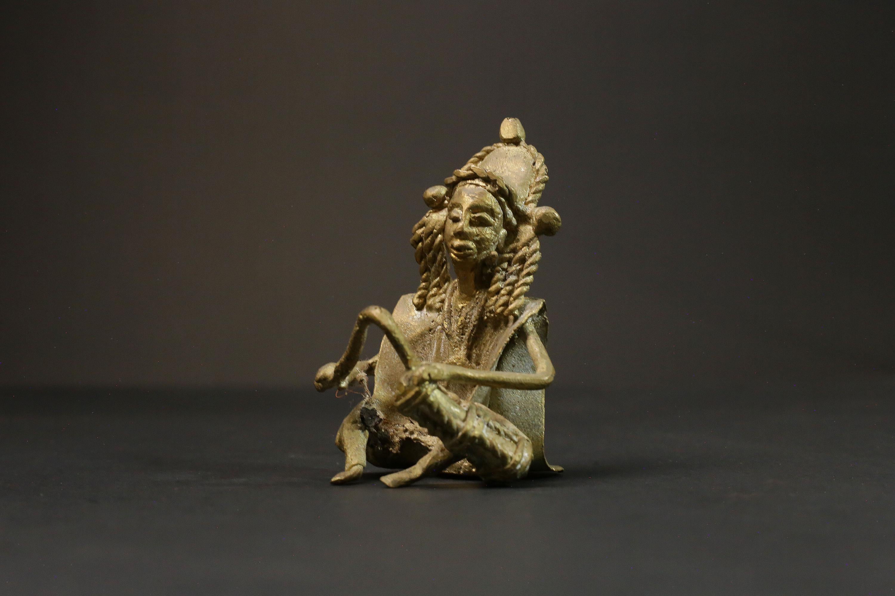 African Tribal Bronze Musician drum Player full handmade sculpture Tribal-G2868