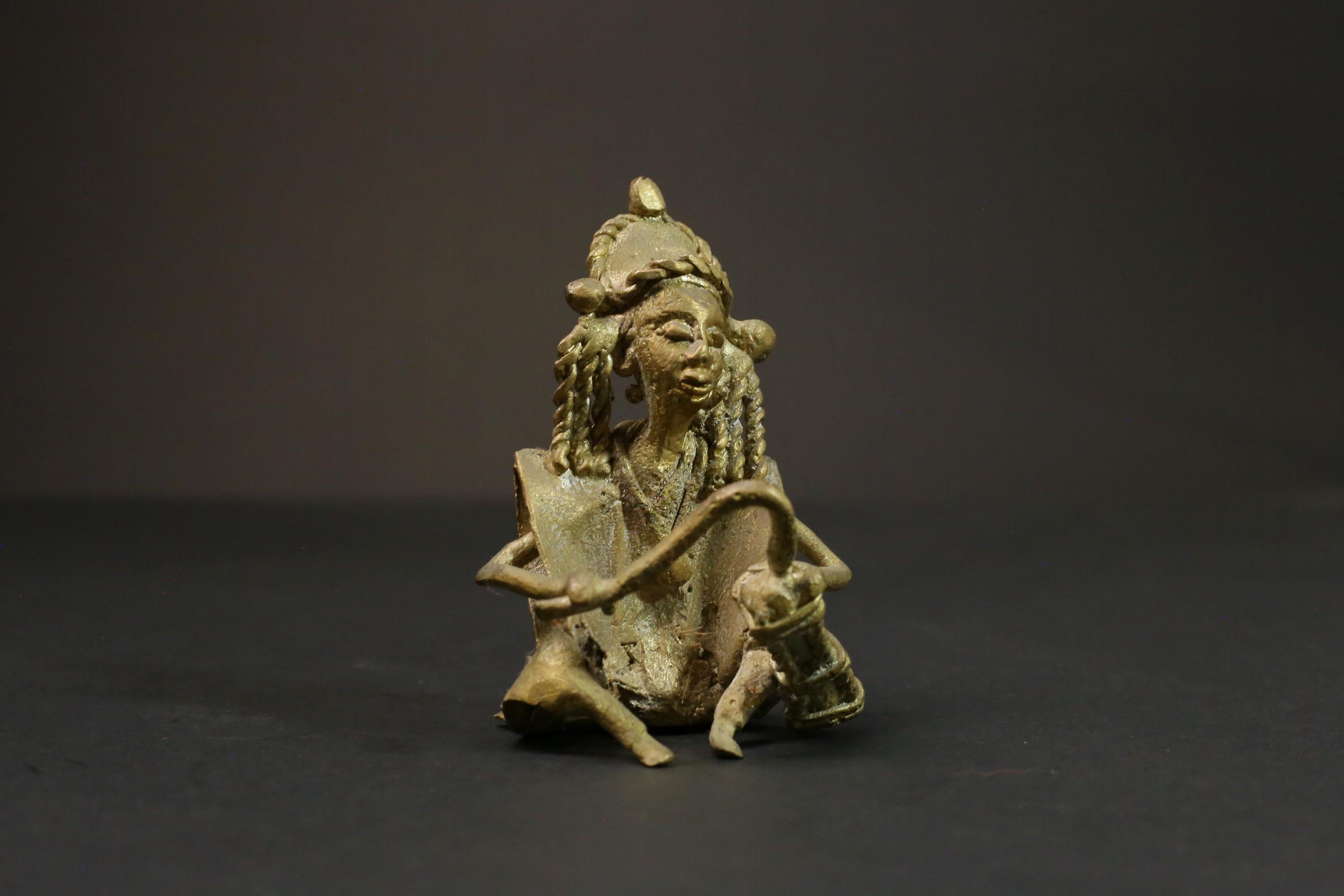 African Tribal Bronze Musician drum Player full handmade sculpture Tribal-G2868