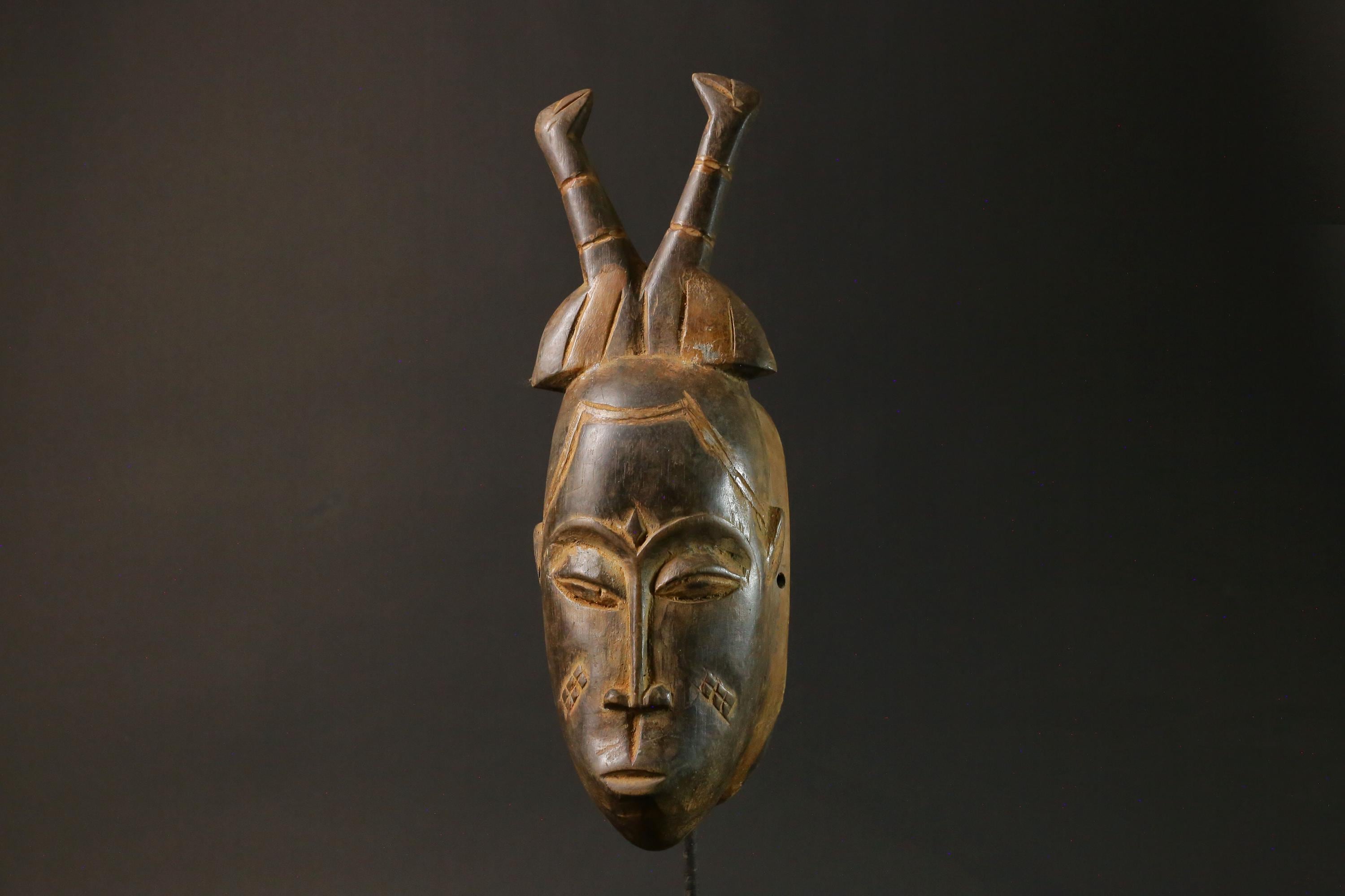 African mask Use tribal Baule Wall Hanging Primitive Art Collectibles Masks for wall-7634