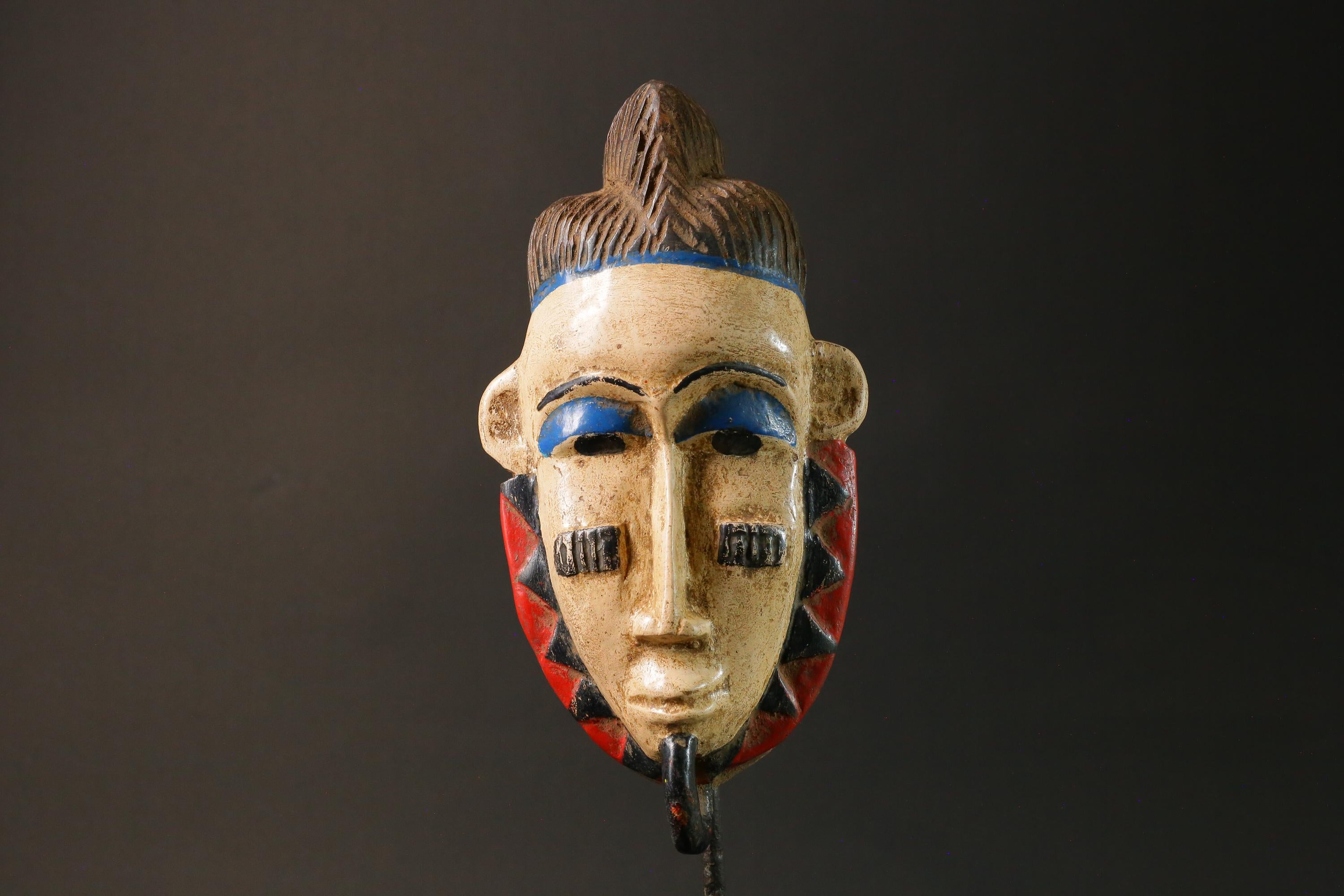 African Mask Hand Carved Guro Tribe Gu Female Face Mask Home Décor Wall Hanging-G2911