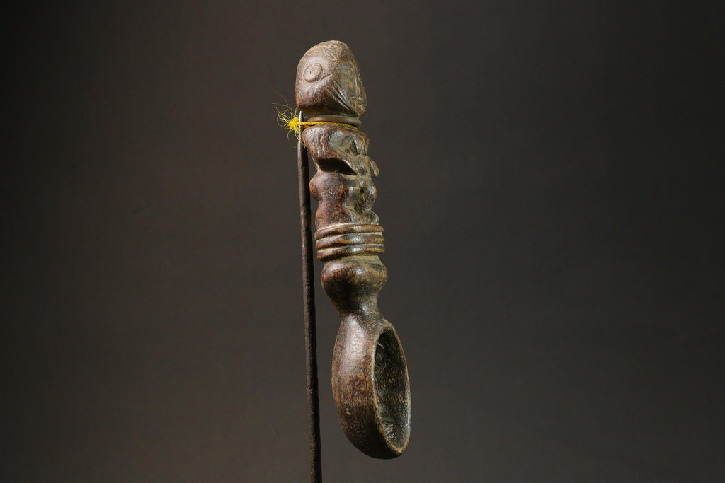 african statue wooden figure Mangbetu Spoon Mask Showcases Impeccable-7528